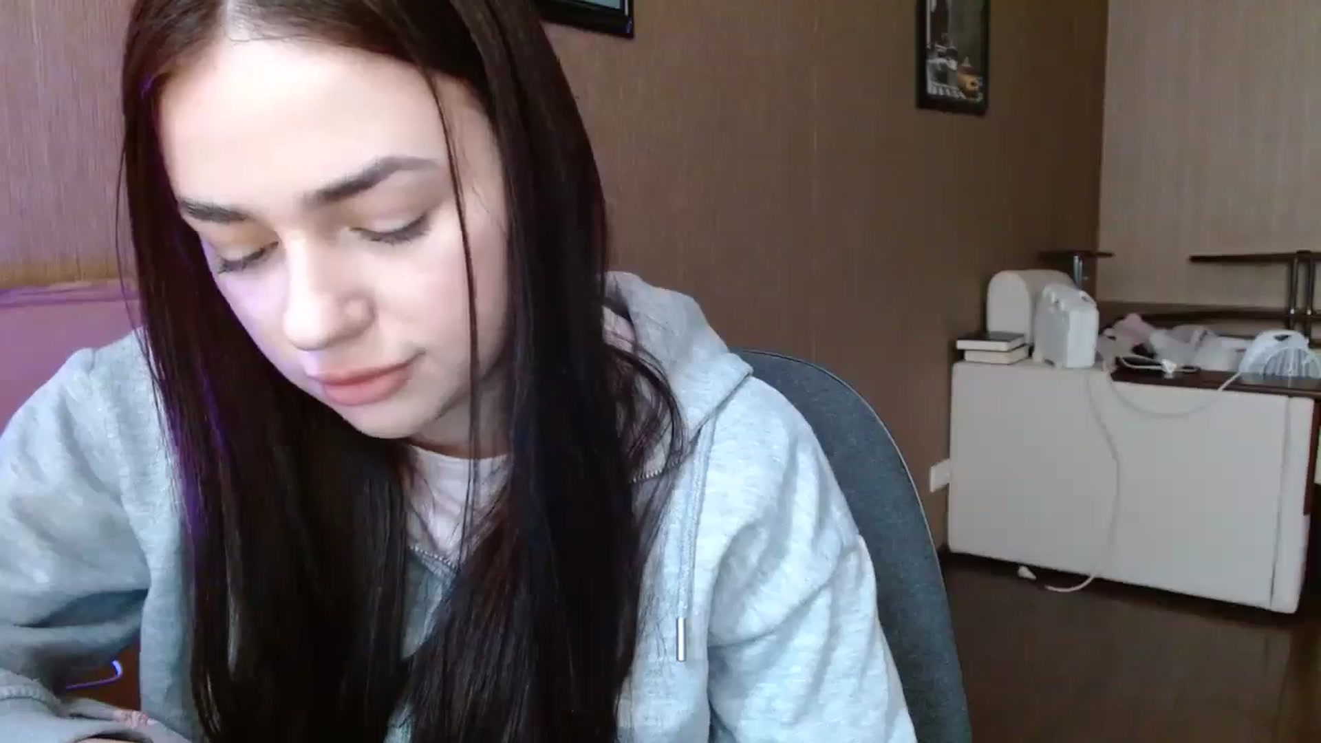 Gallery image thumbnail from AmeliaBell's myfreecams stream on, 11/17/2025, 09:06 image 2 of 20