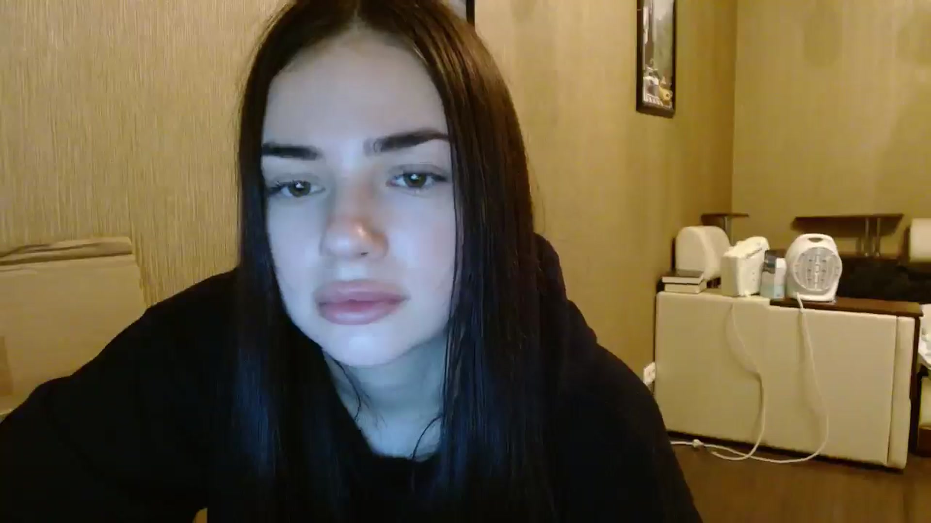 Gallery image thumbnail from AmeliaBell's myfreecams stream on, 11/21/2025, 18:38 image 15 of 20