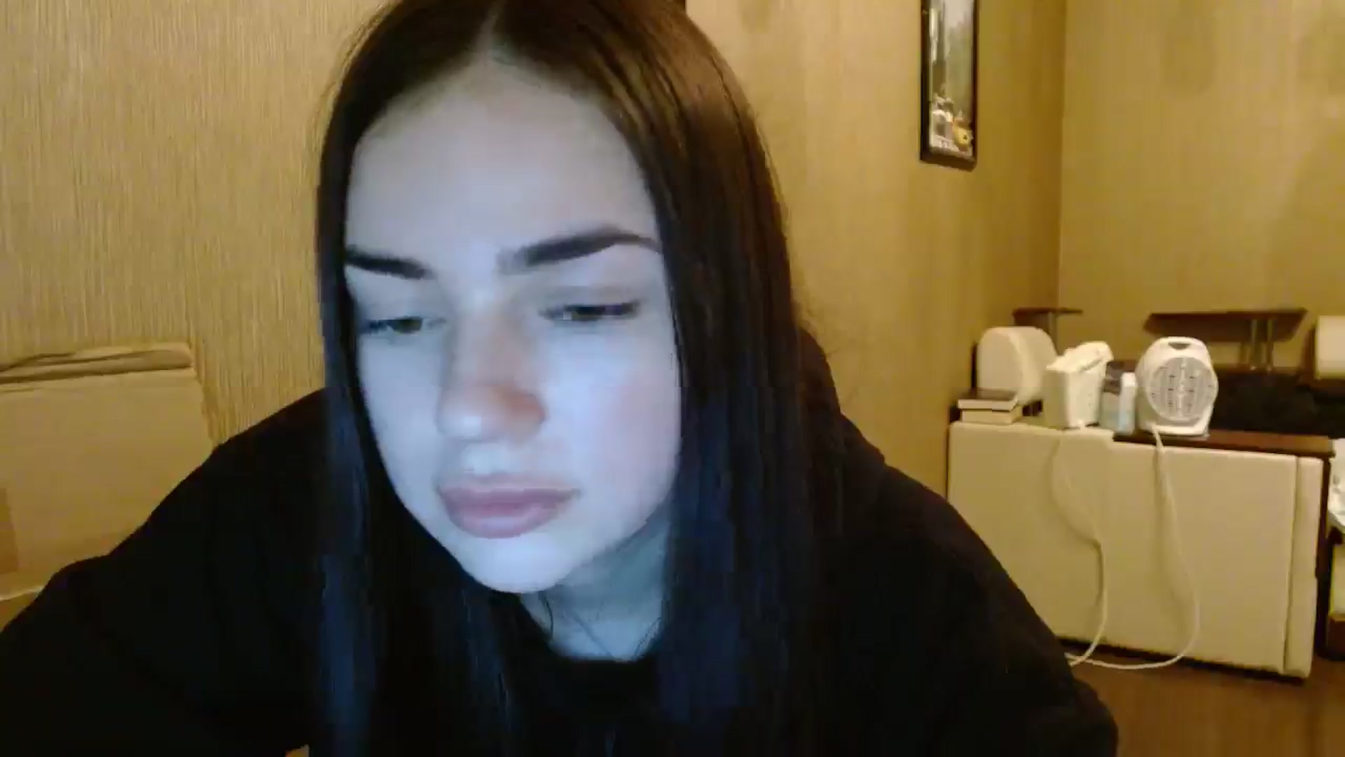 Gallery image thumbnail from AmeliaBell's myfreecams stream on, 11/21/2025, 18:38 image 18 of 20