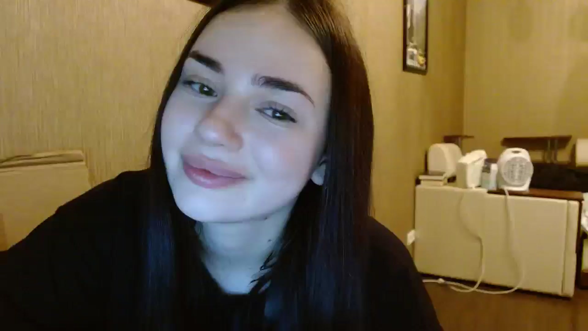 Gallery image thumbnail from AmeliaBell's myfreecams stream on, 11/21/2025, 18:38 image 7 of 20