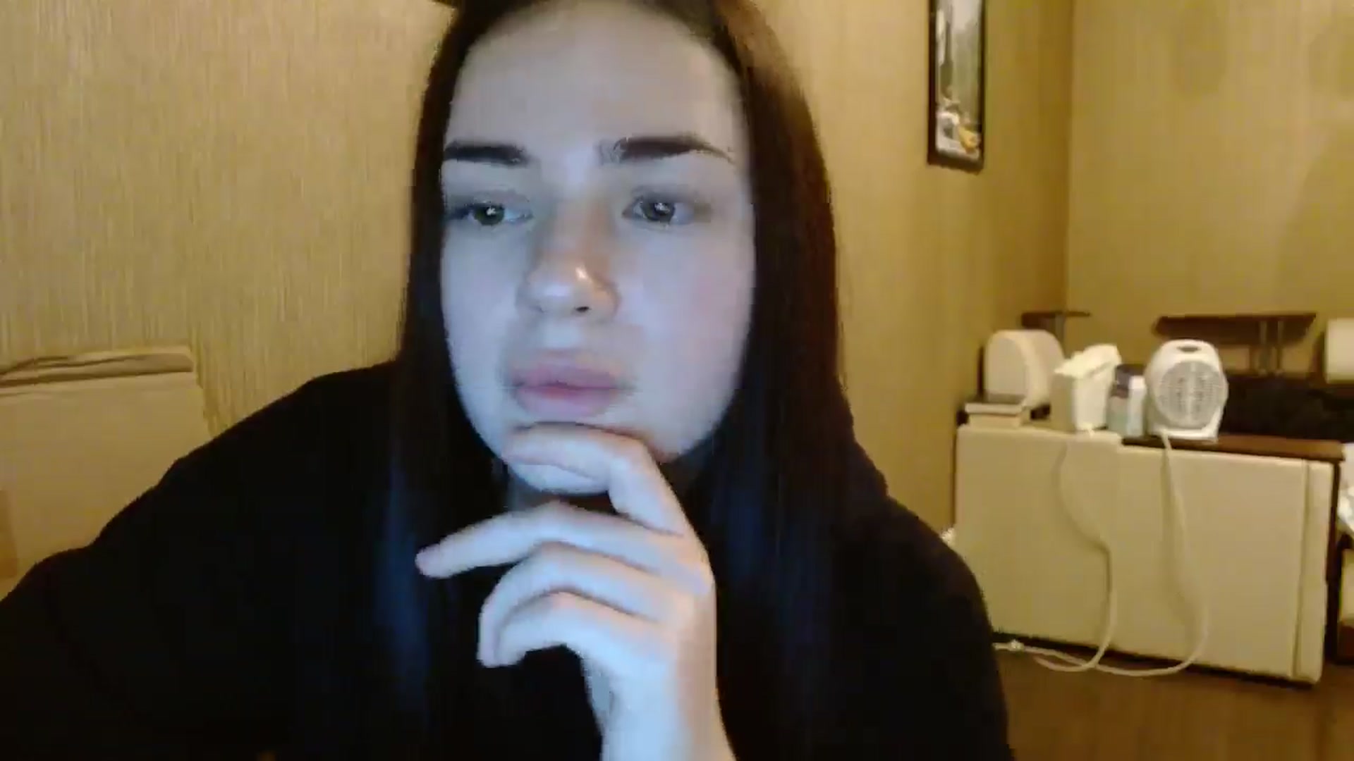Gallery image thumbnail from AmeliaBell's myfreecams stream on, 11/21/2025, 18:38 image 6 of 20