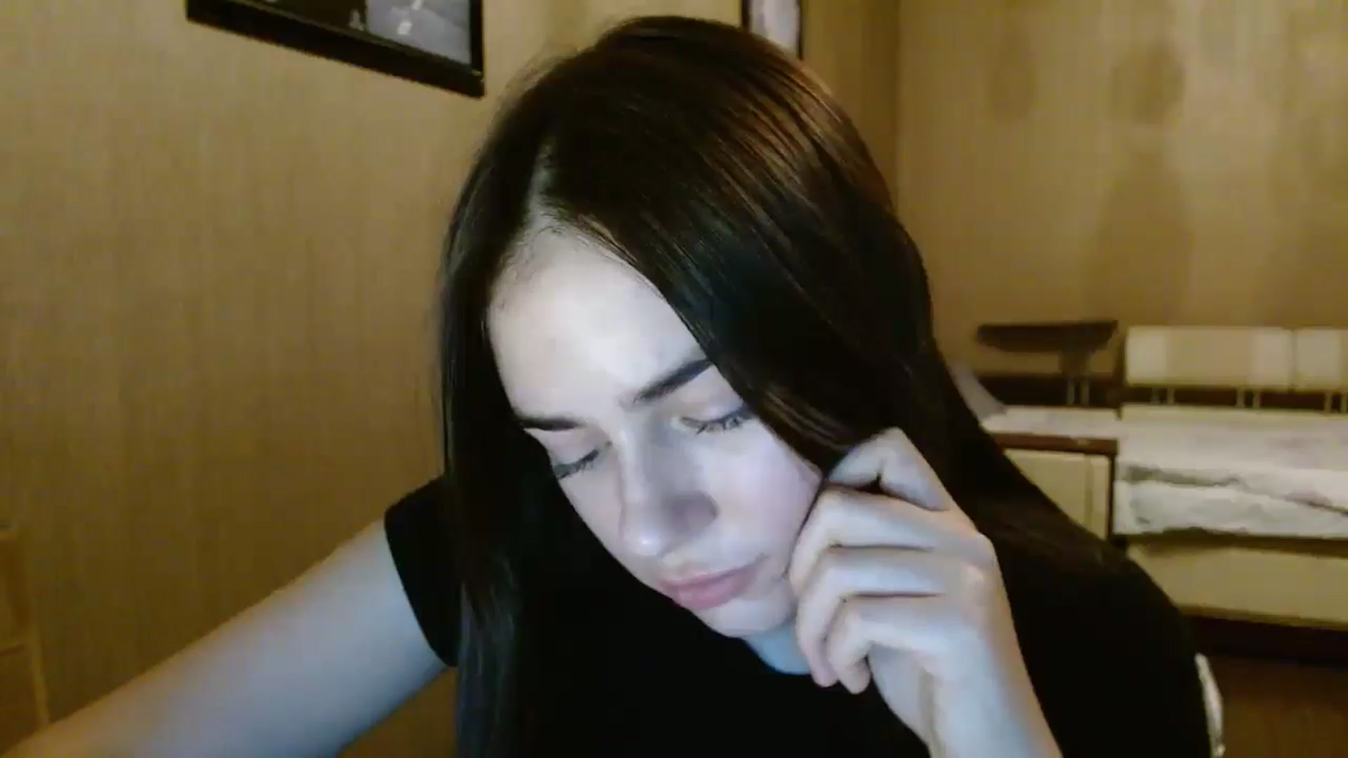 Gallery image thumbnail from AmeliaBell's myfreecams stream on, 11/22/2025, 20:18 image 8 of 20