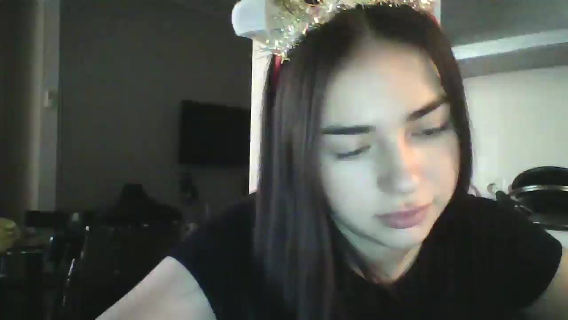 Gallery image thumbnail from AmeliaBell's myfreecams stream on, 12/03/2025, 10:13 image 1 of 20