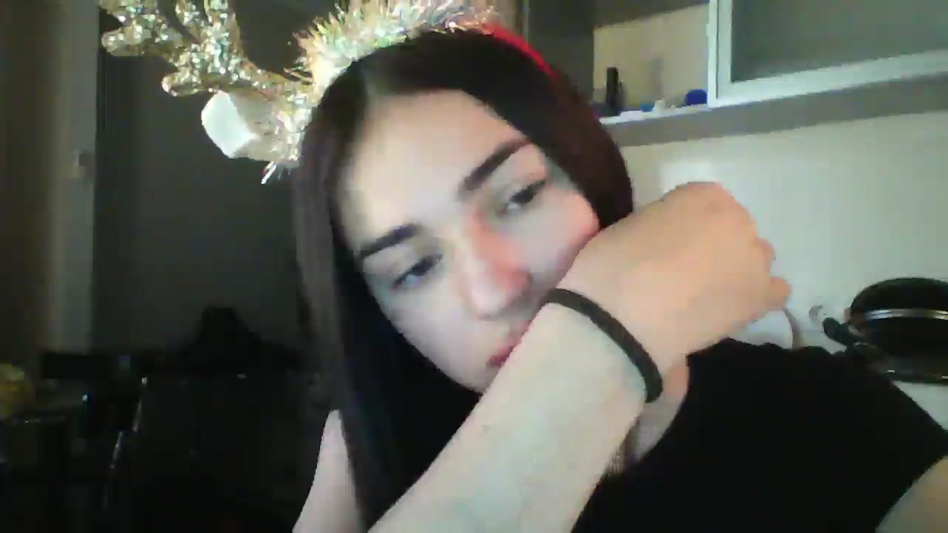 Gallery image thumbnail from AmeliaBell's myfreecams stream on, 12/03/2025, 10:13 image 20 of 20