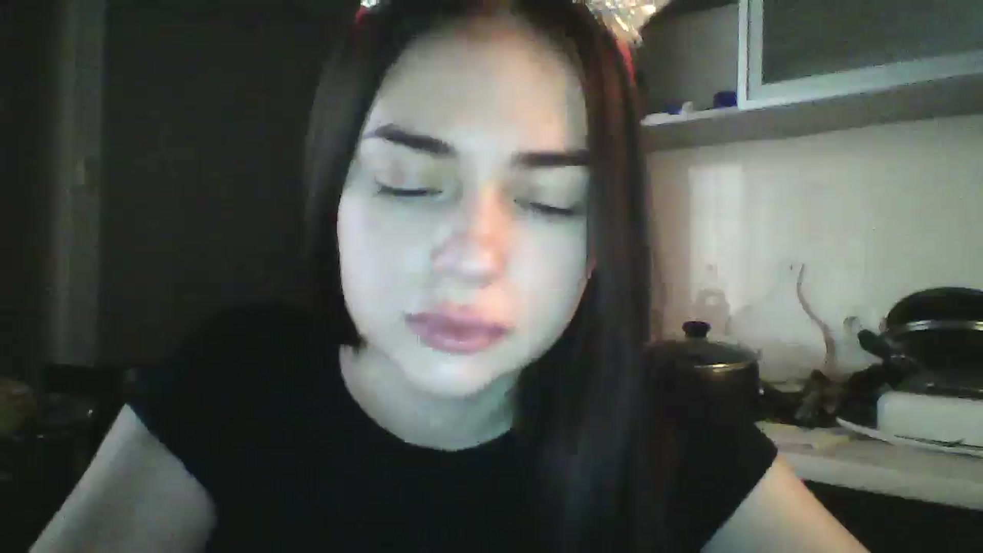 Gallery image thumbnail from AmeliaBell's myfreecams stream on, 12/03/2025, 10:13 image 6 of 20