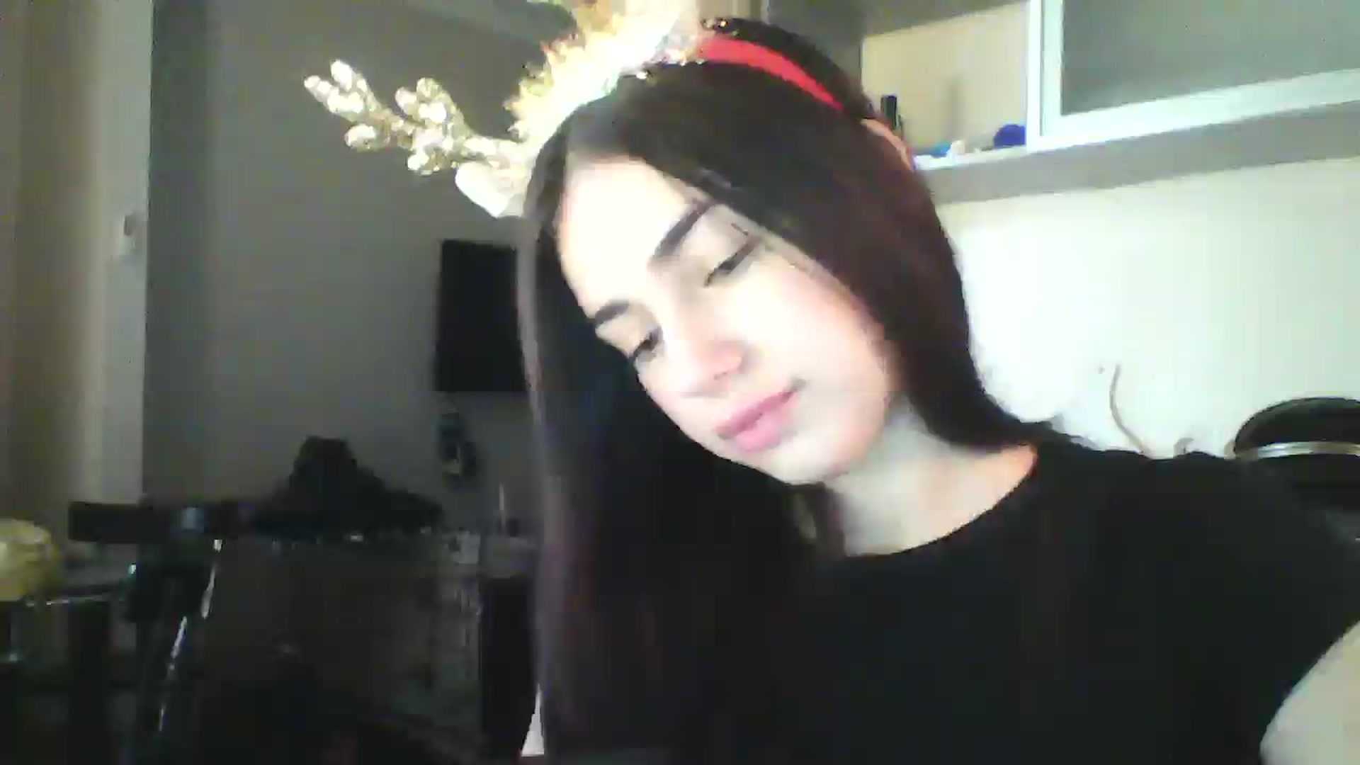 Gallery image thumbnail from AmeliaBell's myfreecams stream on, 12/03/2025, 10:13 image 15 of 20