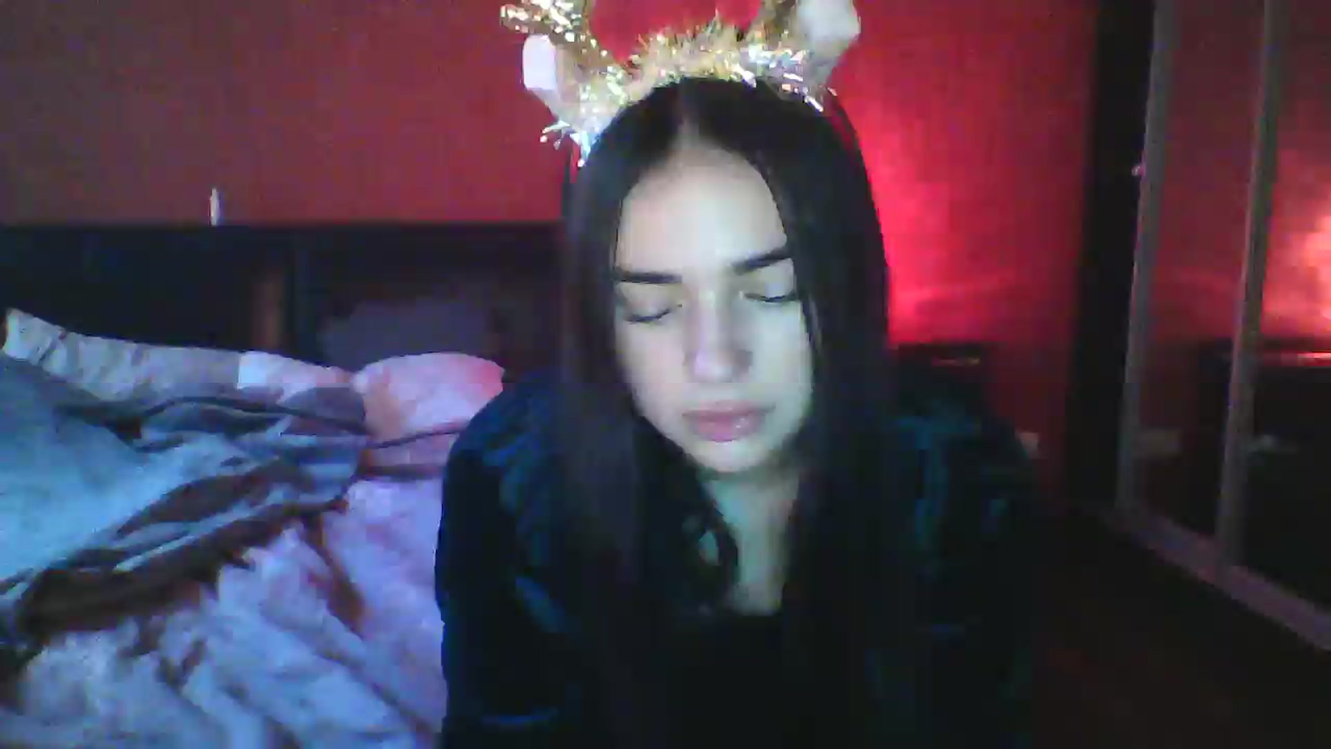 Gallery image thumbnail from AmeliaBell's myfreecams stream on, 12/03/2025, 13:51 image 9 of 20