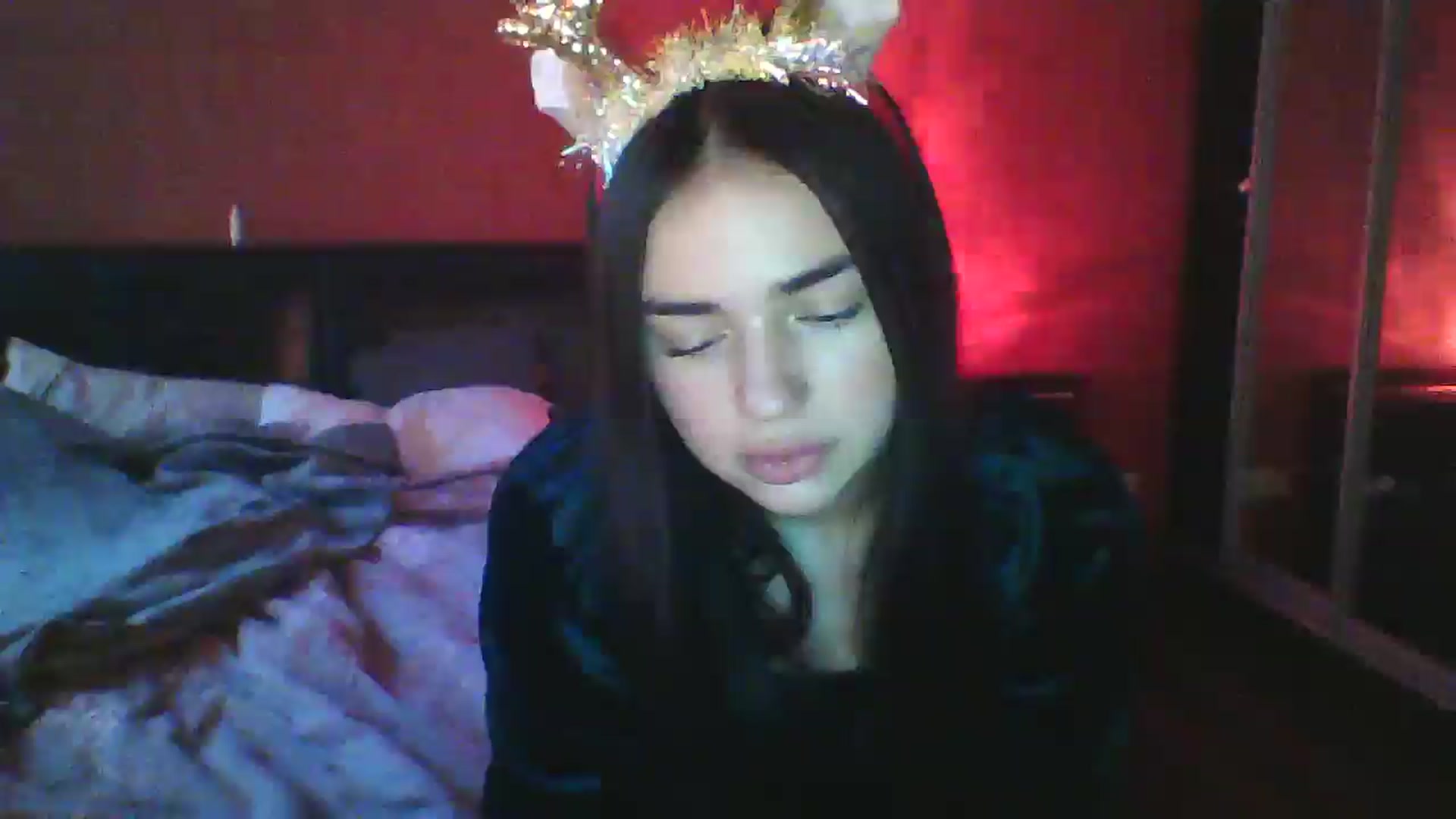 Gallery image thumbnail from AmeliaBell's myfreecams stream on, 12/03/2025, 13:51 image 7 of 20