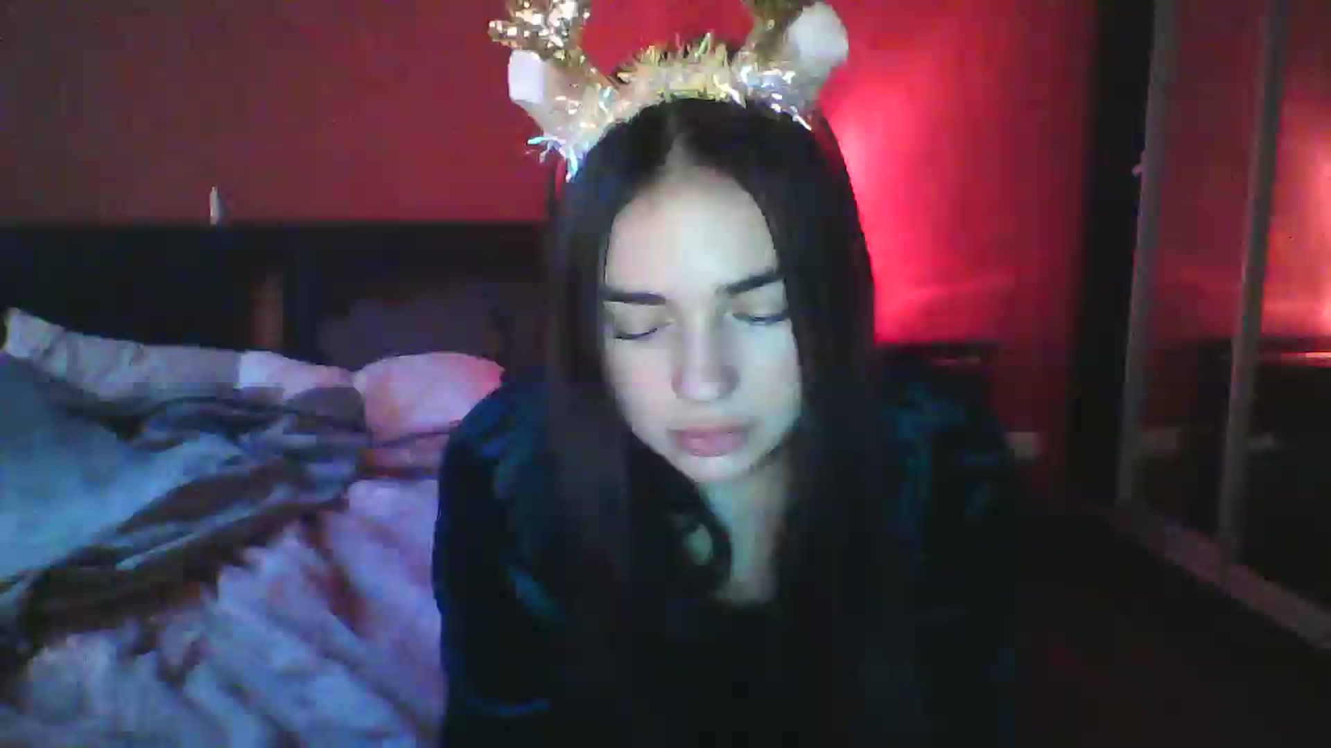 Gallery image thumbnail from AmeliaBell's myfreecams stream on, 12/03/2025, 13:51 image 8 of 20