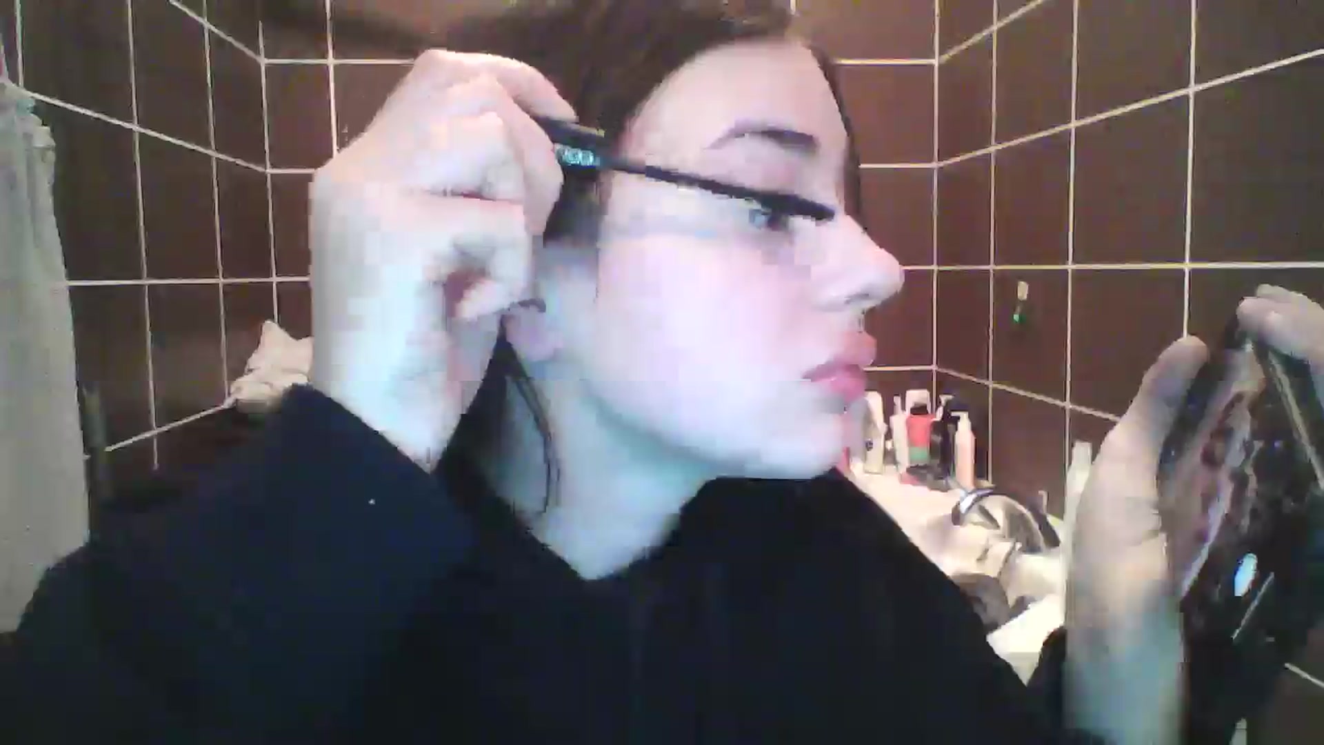 Gallery image thumbnail from AmeliaBell's myfreecams stream on, 12/09/2025, 17:16 image 15 of 20