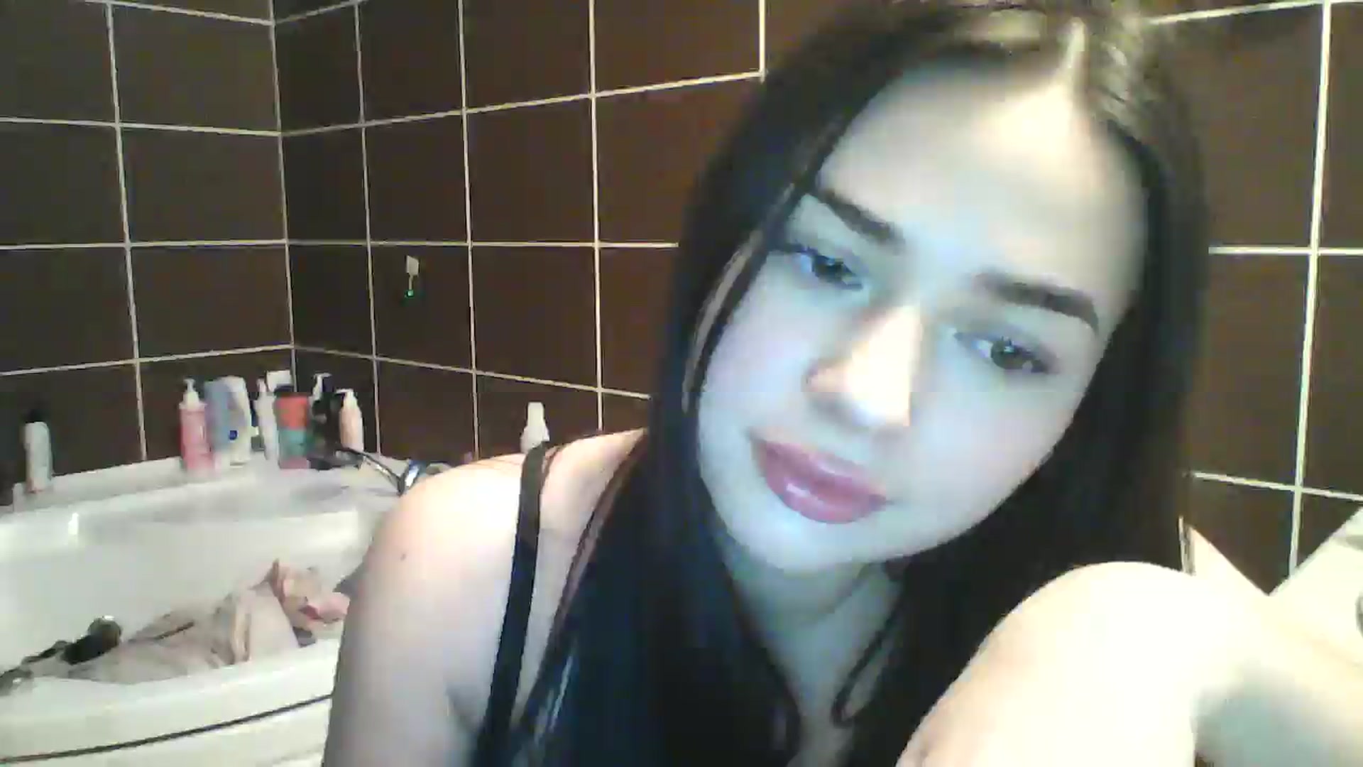 Gallery image thumbnail from AmeliaBell's myfreecams stream on, 12/09/2025, 17:48 image 17 of 20