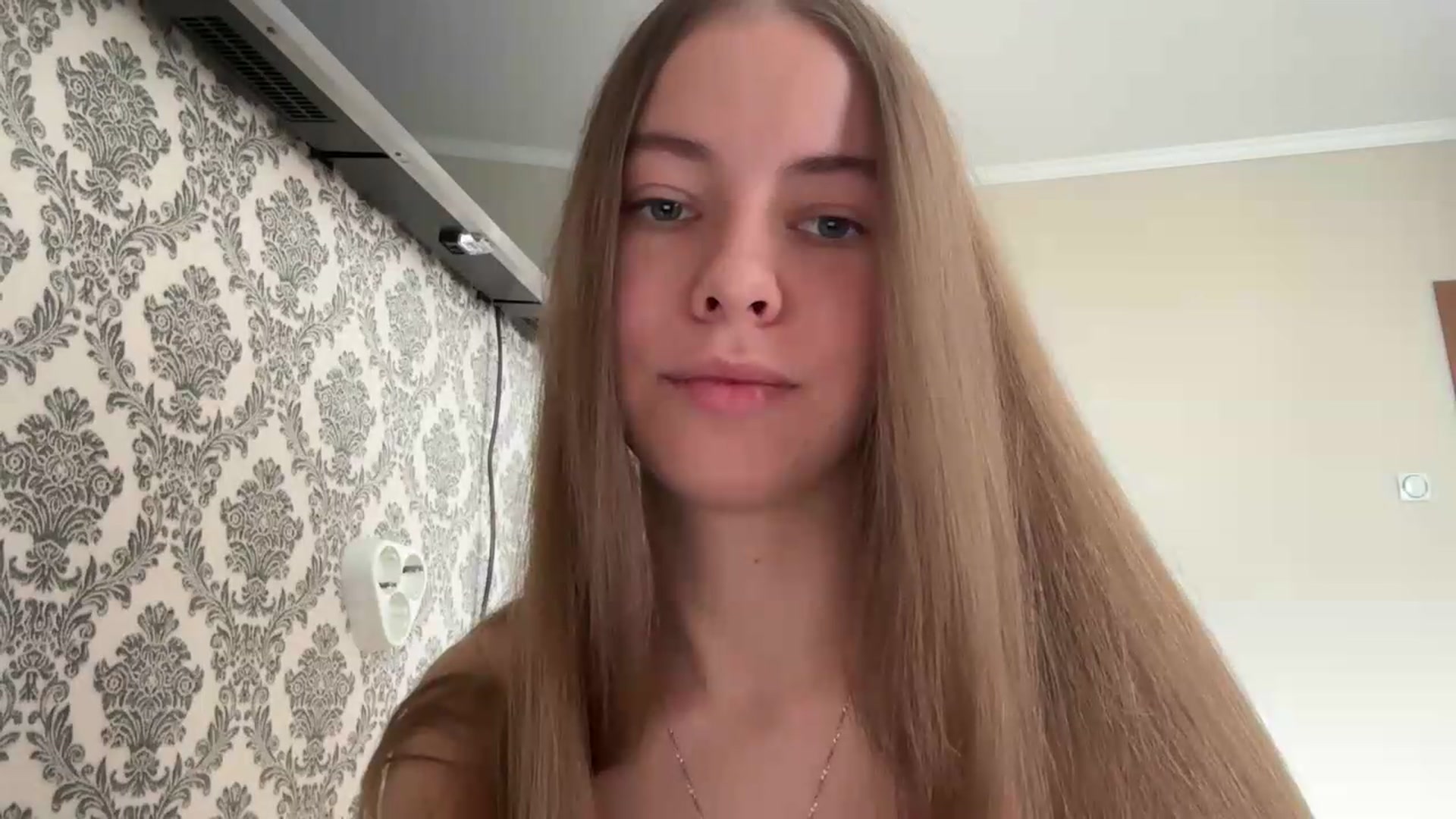 Gallery image thumbnail from AmeliaGo's myfreecams stream on, 09/04/2026, 10:00 image 19 of 20
