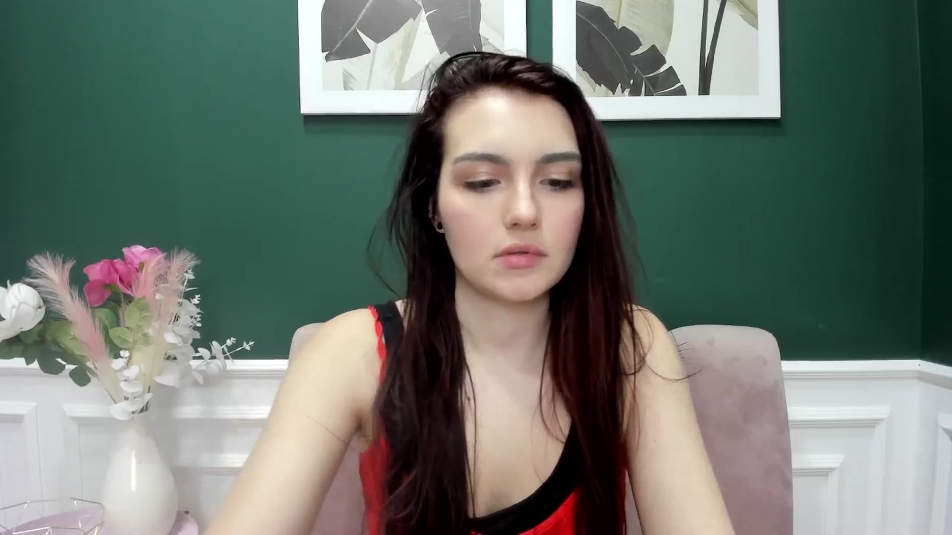 Gallery image thumbnail from AmeliaKriss's myfreecams stream on, 04/10/2025, 11:08 image 19 of 20