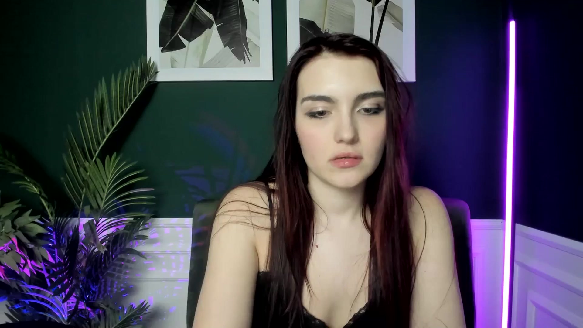 Gallery image thumbnail from AmeliaKriss's myfreecams stream on, 04/11/2025, 14:07 image 20 of 20