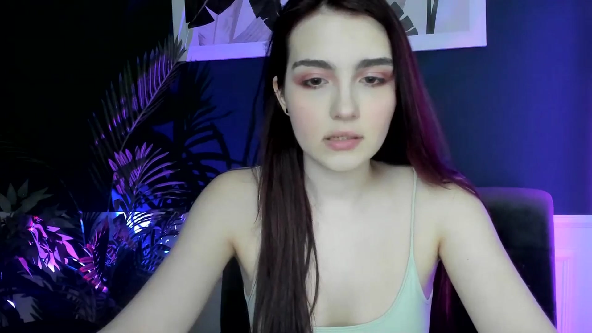 Gallery image thumbnail from AmeliaKriss's myfreecams stream on, 04/13/2025, 10:24 image 6 of 20