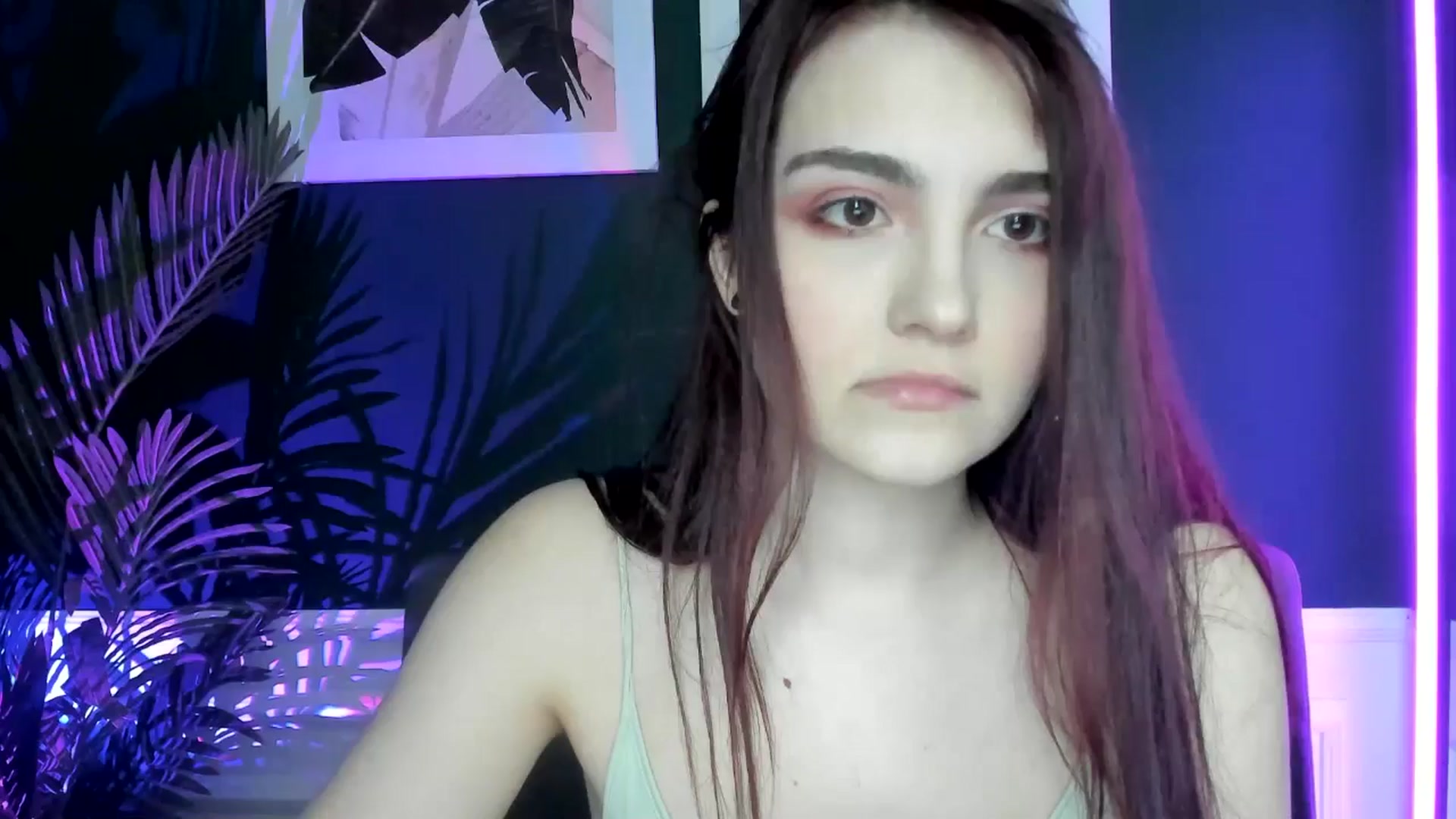 Gallery image thumbnail from AmeliaKriss's myfreecams stream on, 04/13/2025, 11:23 image 9 of 20