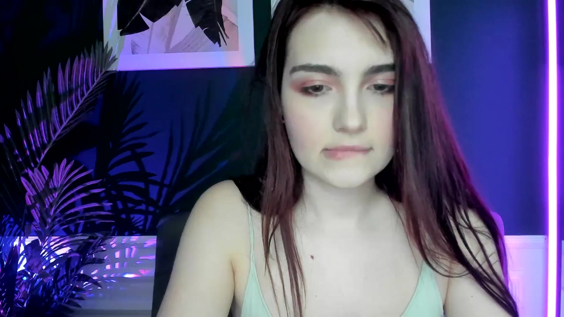 Gallery image thumbnail from AmeliaKriss's myfreecams stream on, 04/13/2025, 11:23 image 7 of 20
