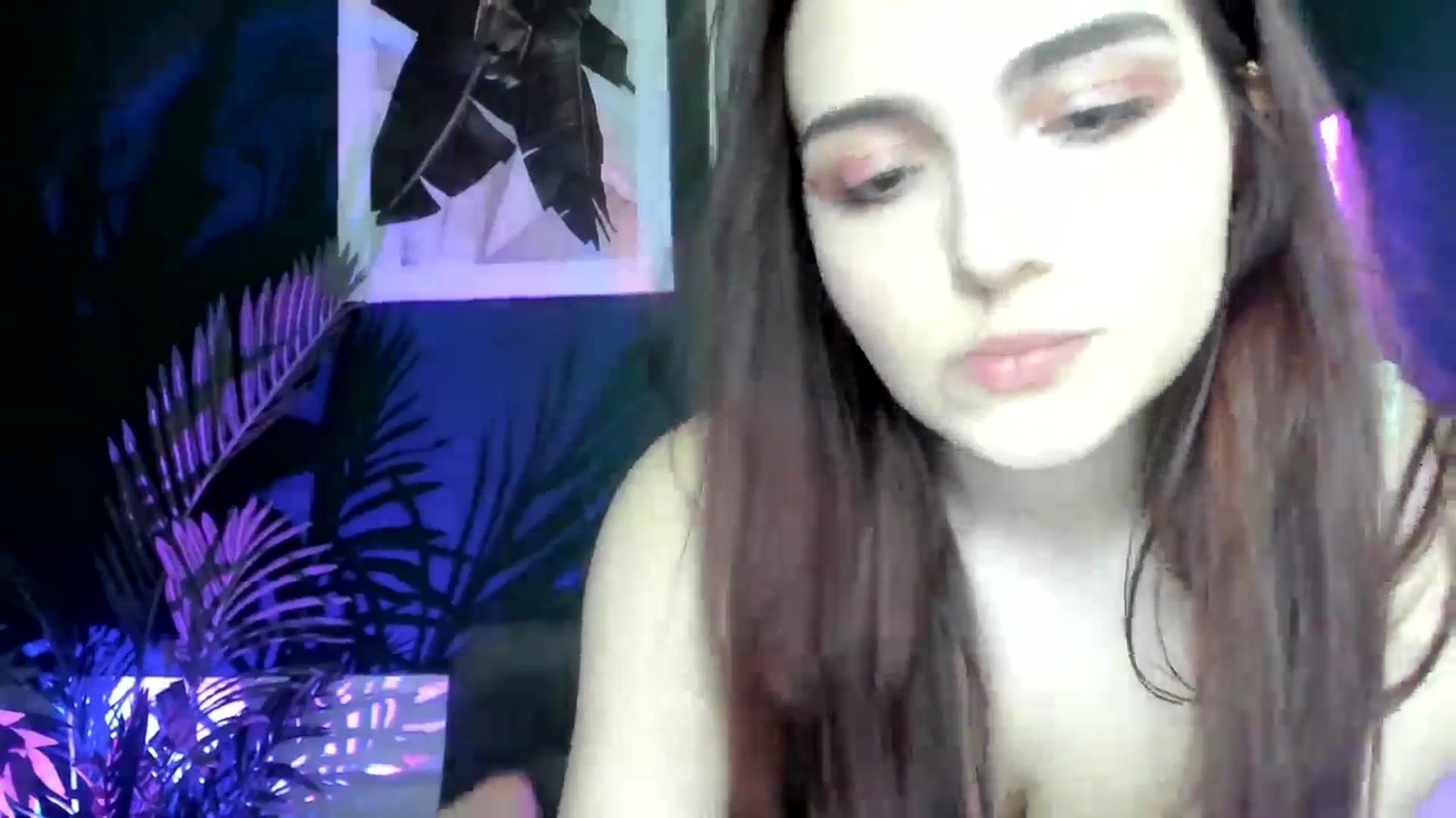 Gallery image thumbnail from AmeliaKriss's myfreecams stream on, 04/13/2025, 11:23 image 16 of 20