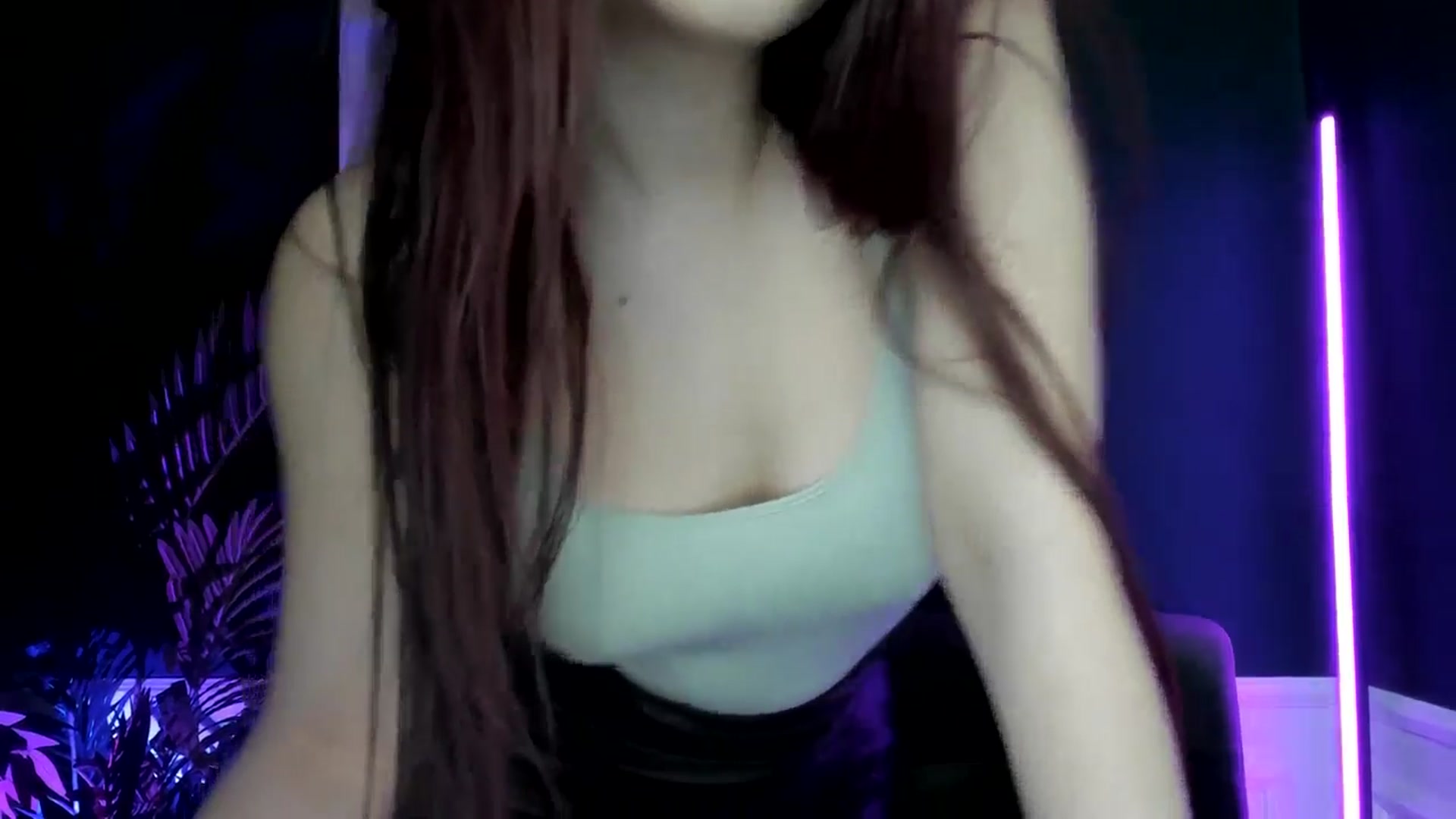 Gallery image thumbnail from AmeliaKriss's myfreecams stream on, 04/13/2025, 11:23 image 15 of 20