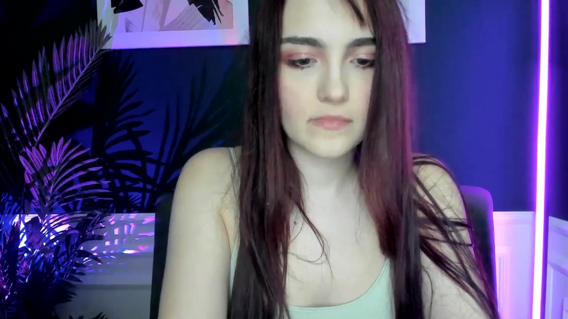 Gallery image thumbnail from AmeliaKriss's myfreecams stream on, 04/13/2025, 12:47 image 4 of 20