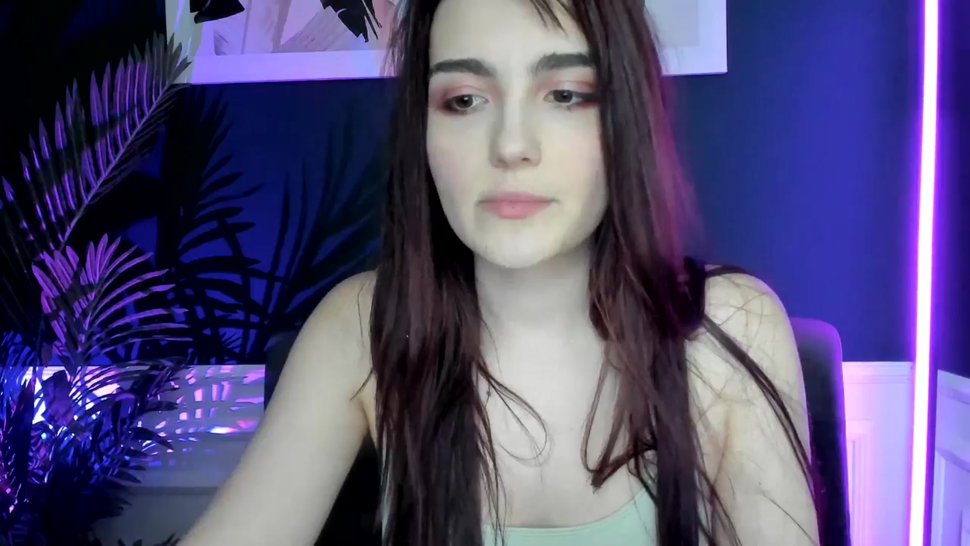 Gallery image thumbnail from AmeliaKriss's myfreecams stream on, 04/13/2025, 12:47 image 7 of 20