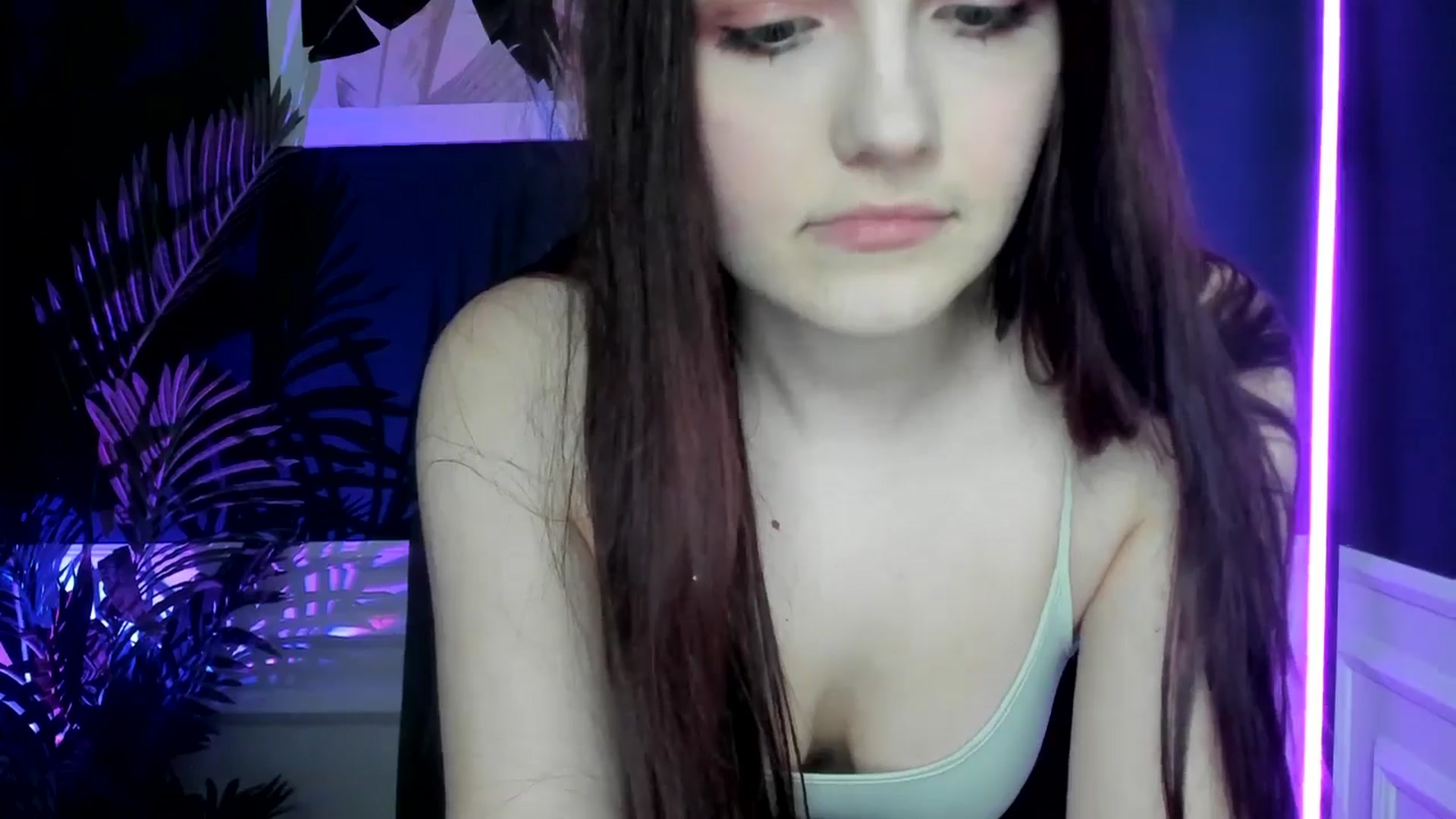 Gallery image thumbnail from AmeliaKriss's myfreecams stream on, 04/13/2025, 12:47 image 19 of 20