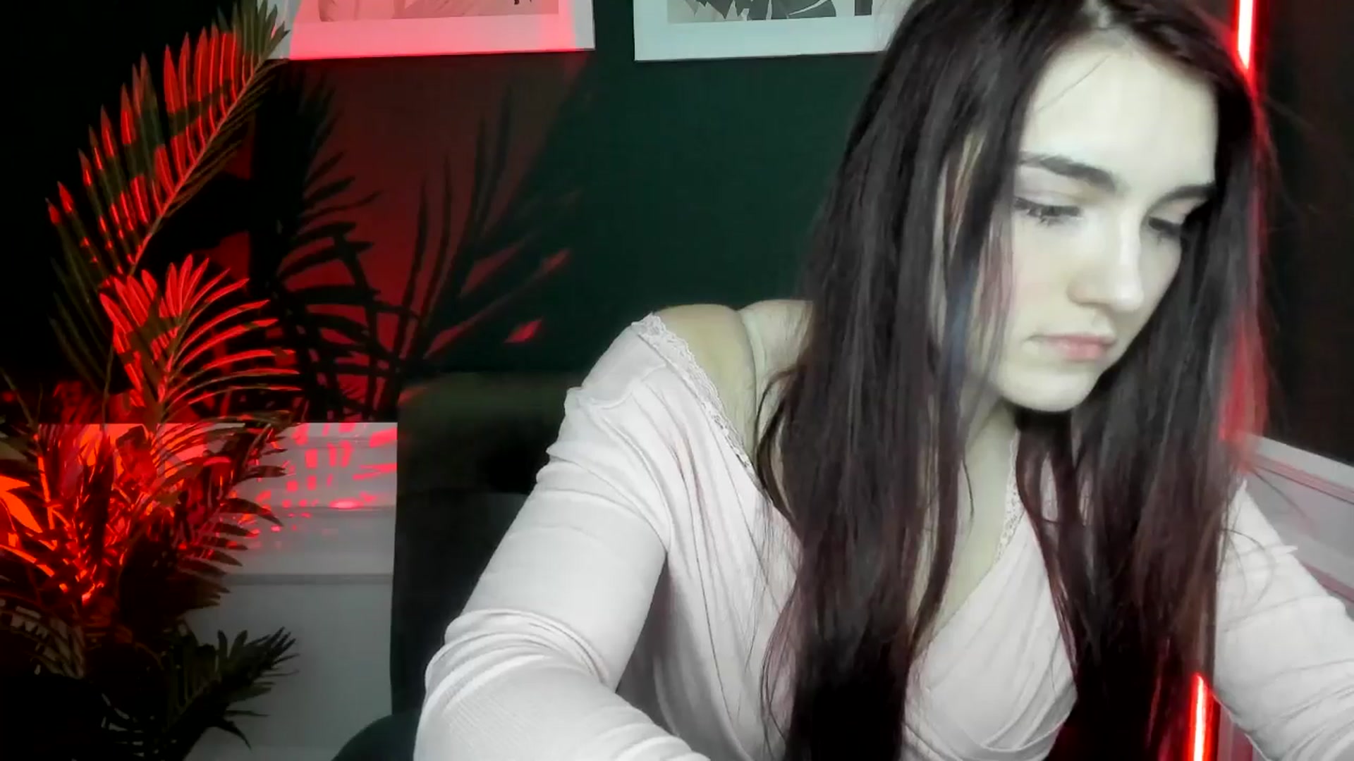 Gallery image thumbnail from AmeliaKriss's myfreecams stream on, 04/14/2025, 10:13 image 2 of 20