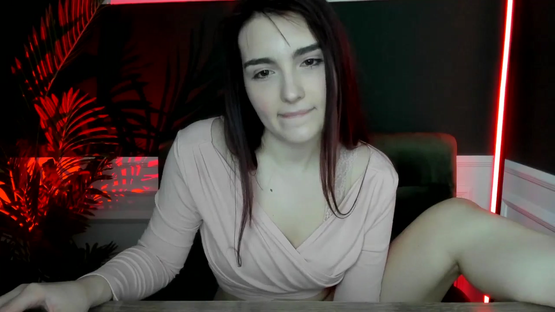 Gallery image thumbnail from AmeliaKriss's myfreecams stream on, 04/14/2025, 10:13 image 19 of 20