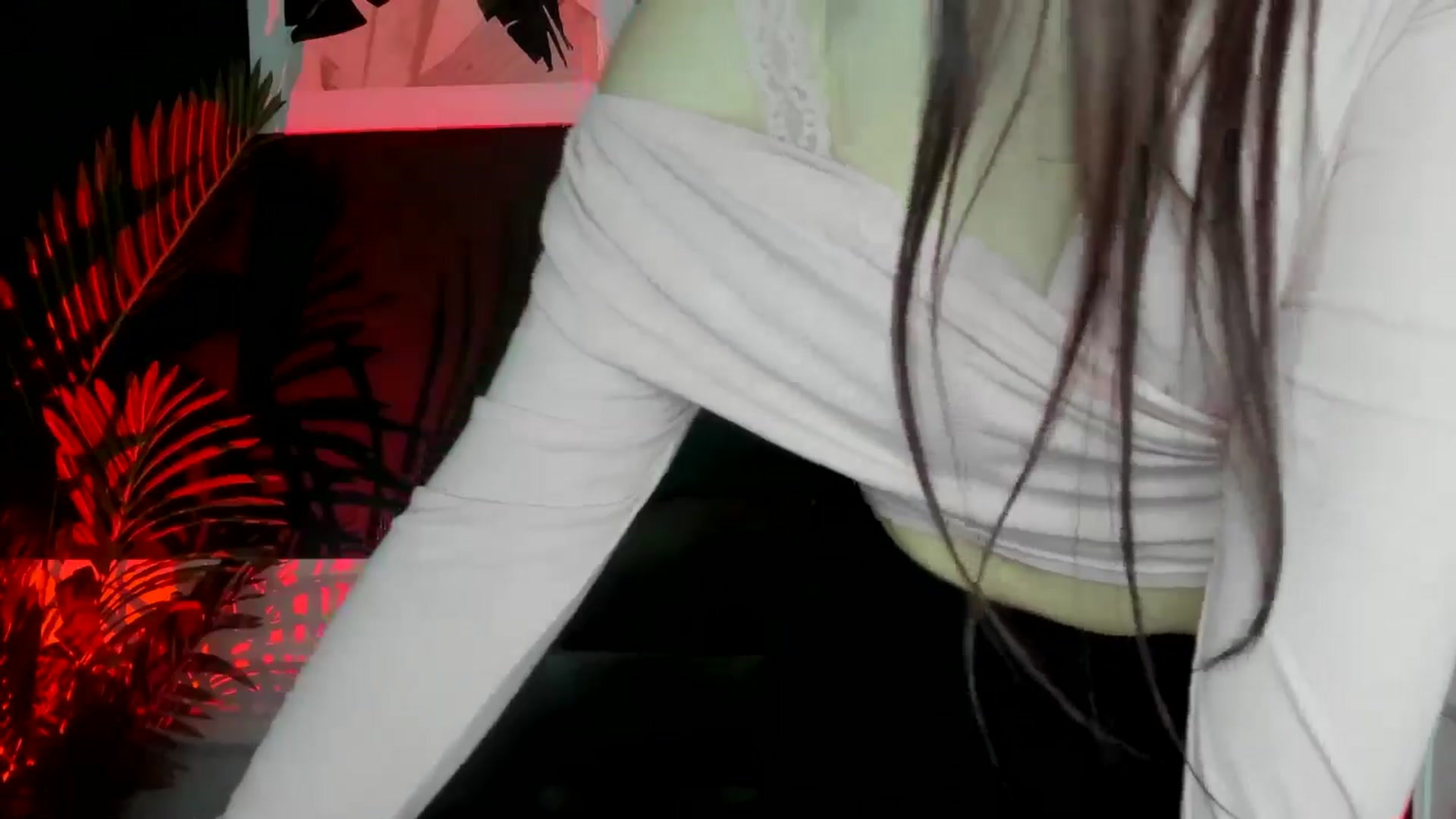 Gallery image thumbnail from AmeliaKriss's myfreecams stream on, 04/14/2025, 10:47 image 9 of 20