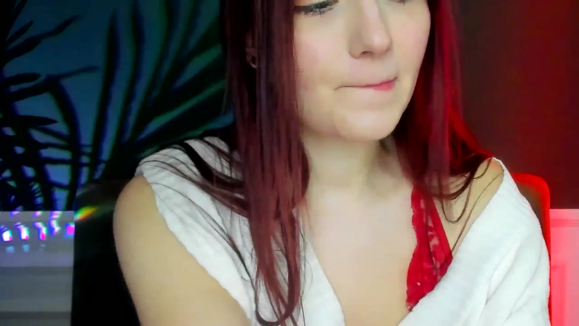 Gallery image thumbnail from AmeliaKriss's myfreecams stream on, 04/16/2025, 08:01 image 15 of 20