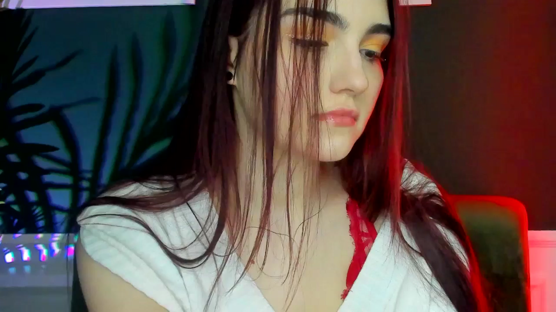 Gallery image thumbnail from AmeliaKriss's myfreecams stream on, 04/16/2025, 08:01 image 4 of 20
