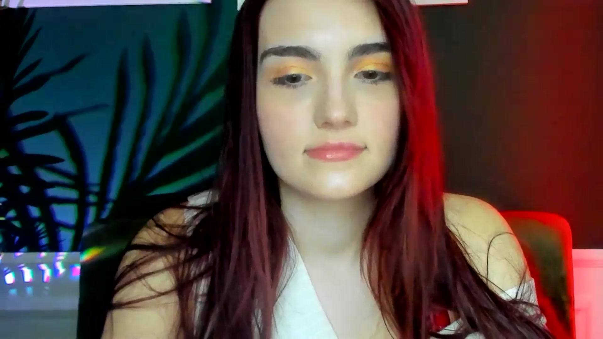 Gallery image thumbnail from AmeliaKriss's myfreecams stream on, 04/16/2025, 08:01 image 12 of 20