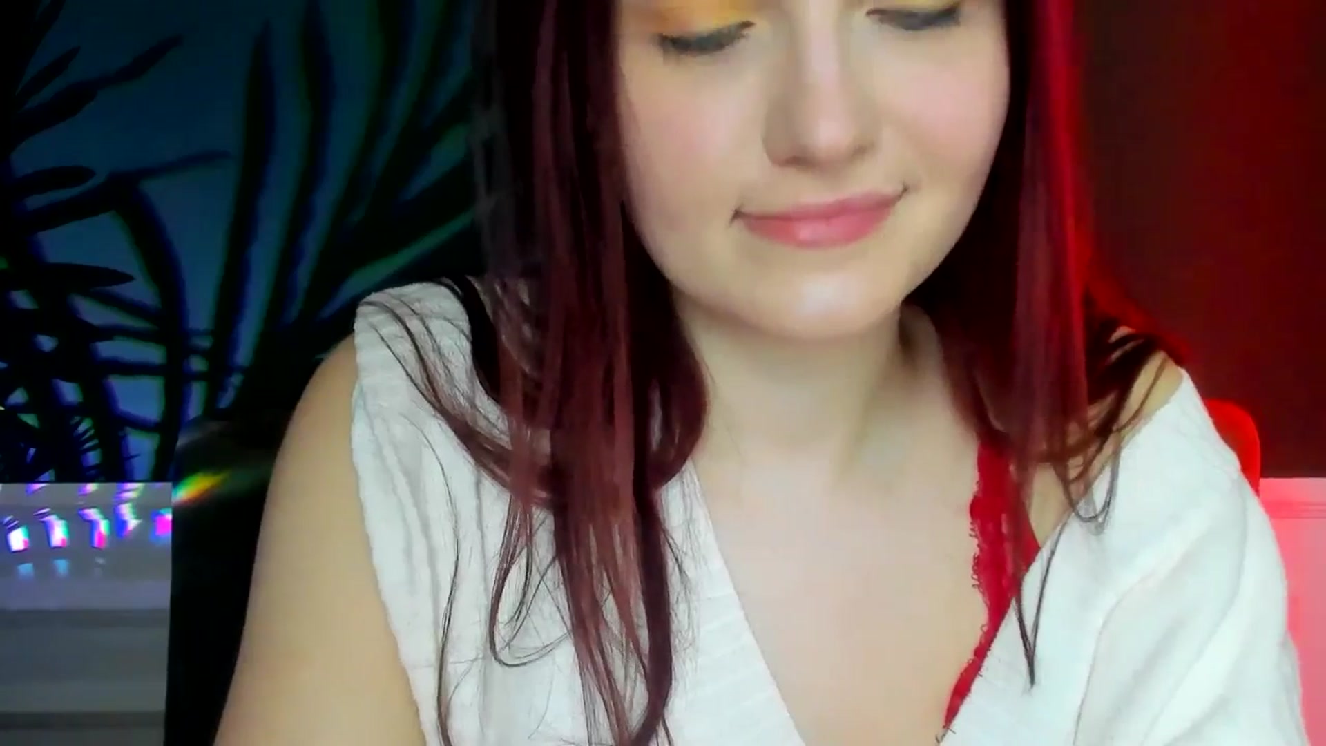 Gallery image thumbnail from AmeliaKriss's myfreecams stream on, 04/16/2025, 08:01 image 16 of 20