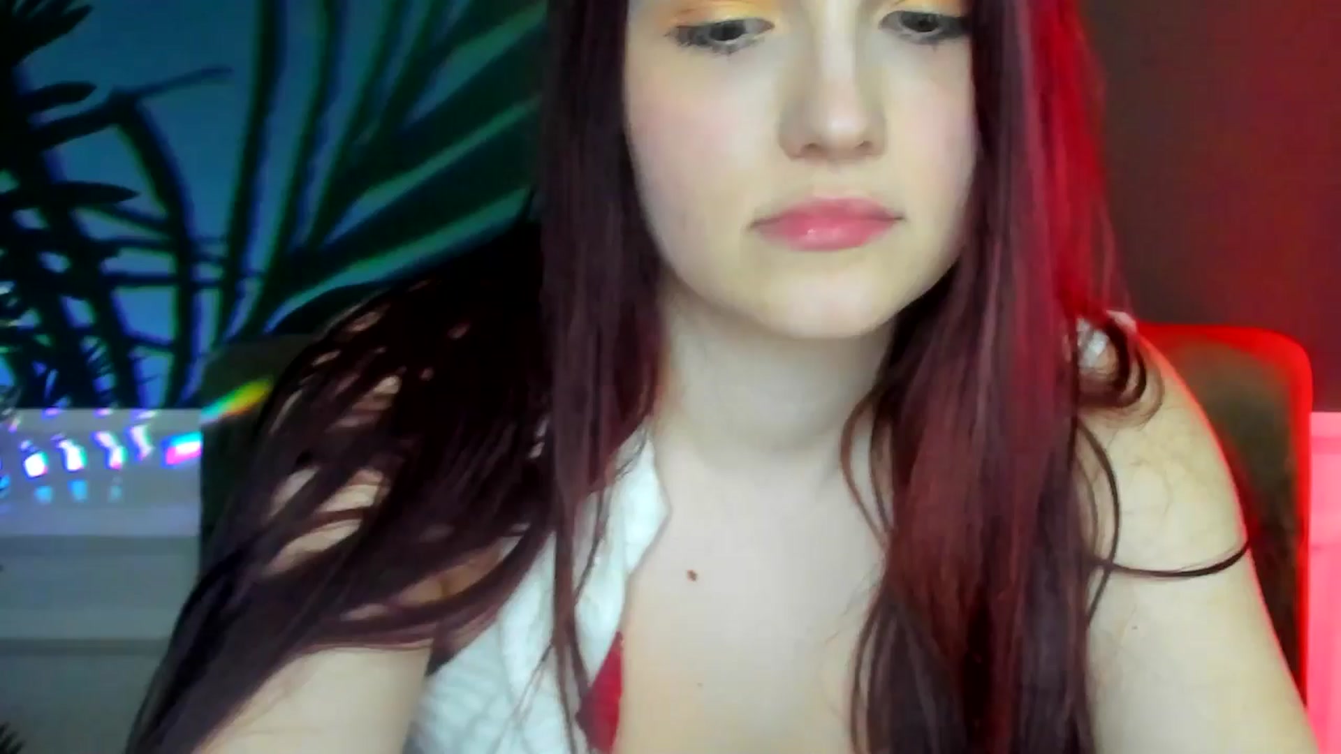 Gallery image thumbnail from AmeliaKriss's myfreecams stream on, 04/16/2025, 10:13 image 1 of 20