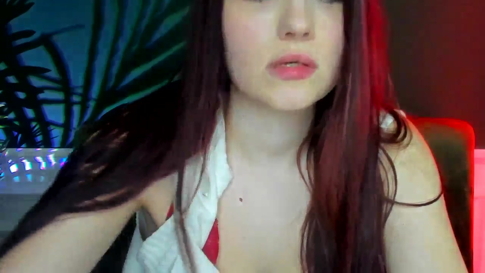Gallery image thumbnail from AmeliaKriss's myfreecams stream on, 04/16/2025, 10:13 image 2 of 20