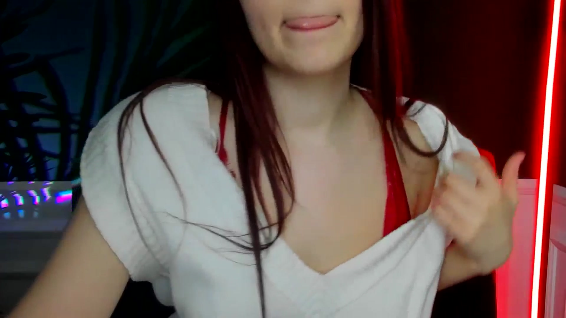 Gallery image thumbnail from AmeliaKriss's myfreecams stream on, 04/16/2025, 10:13 image 12 of 20