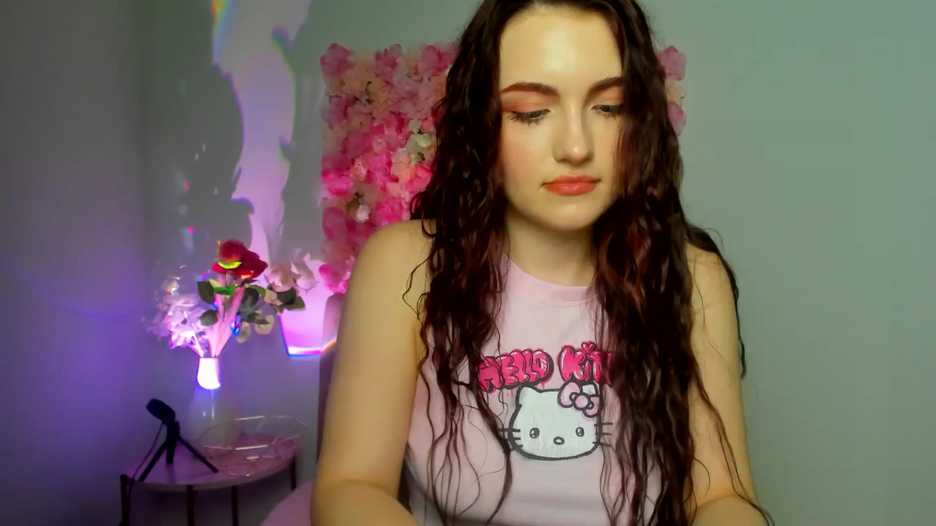 Gallery image thumbnail from AmeliaKriss's myfreecams stream on, 04/22/2025, 12:29 image 13 of 20