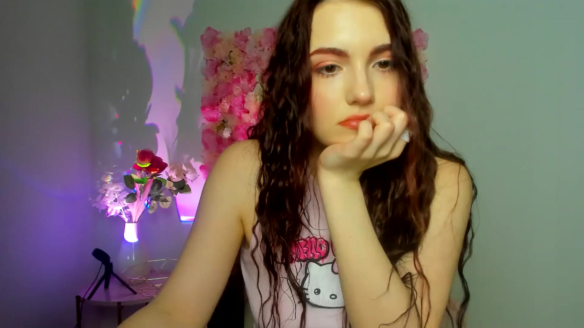 Gallery image thumbnail from AmeliaKriss's myfreecams stream on, 04/22/2025, 12:29 image 10 of 20