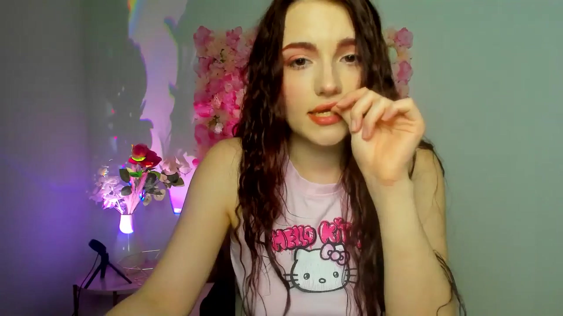 Gallery image thumbnail from AmeliaKriss's myfreecams stream on, 04/22/2025, 12:29 image 11 of 20