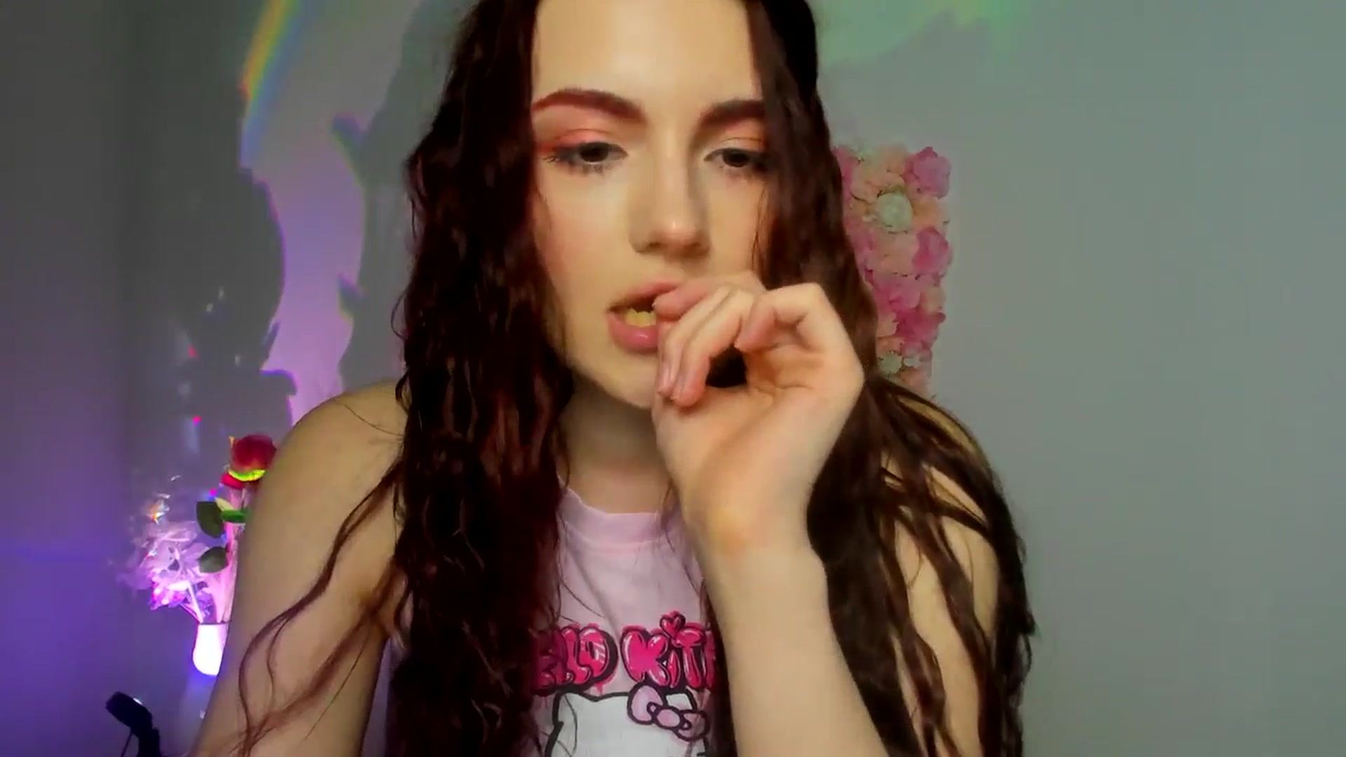 Gallery image thumbnail from AmeliaKriss's myfreecams stream on, 04/22/2025, 13:43 image 10 of 20