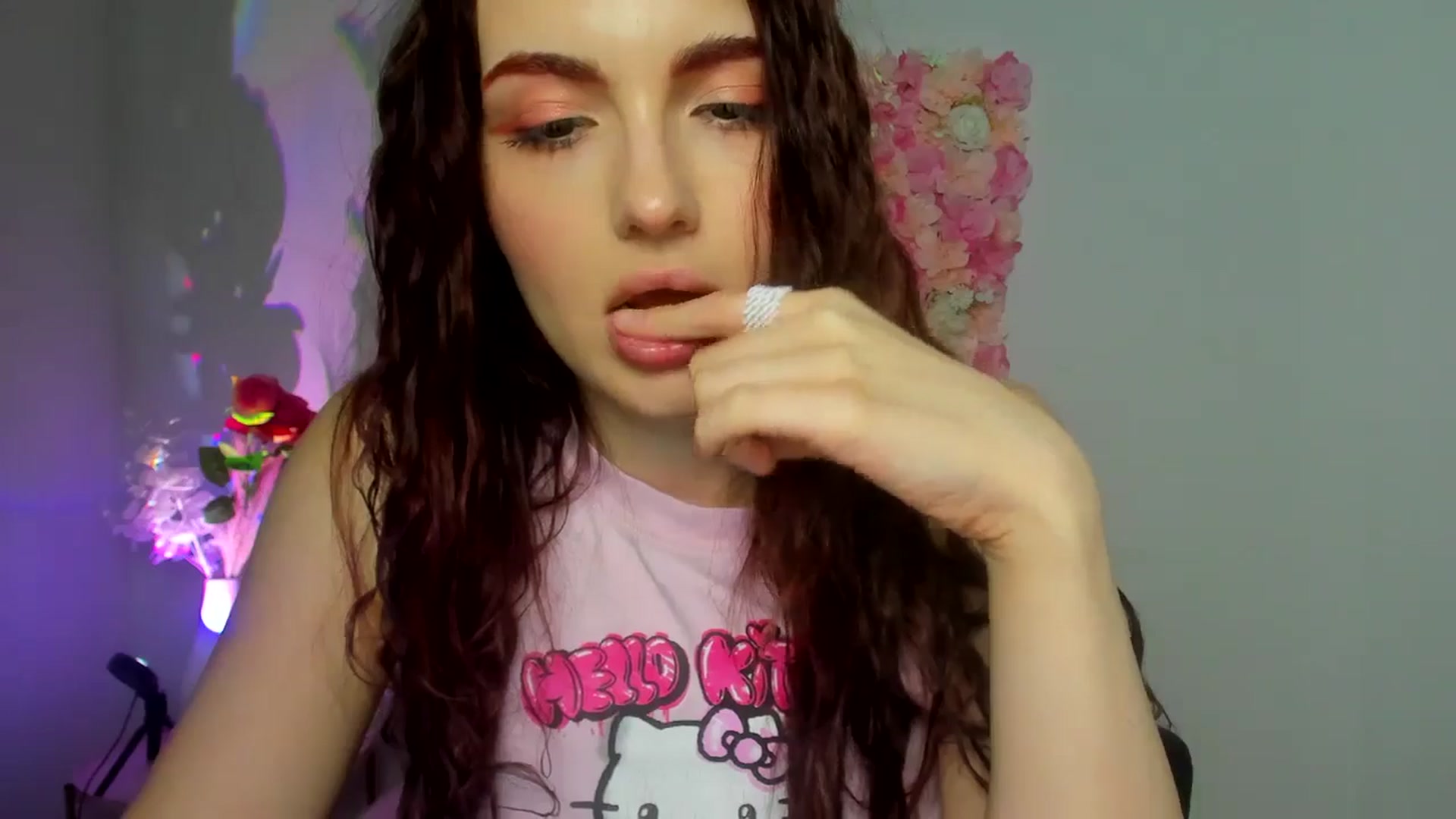 Gallery image thumbnail from AmeliaKriss's myfreecams stream on, 04/22/2025, 14:07 image 11 of 20