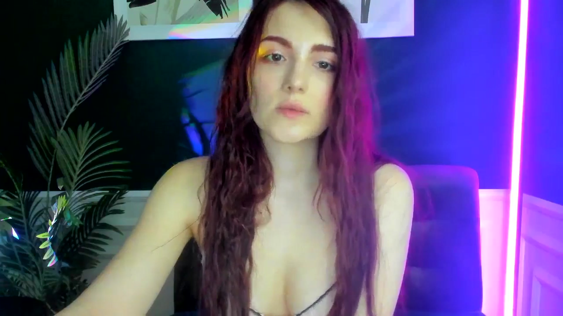 Gallery image thumbnail from AmeliaKriss's myfreecams stream on, 04/23/2025, 09:43 image 19 of 20