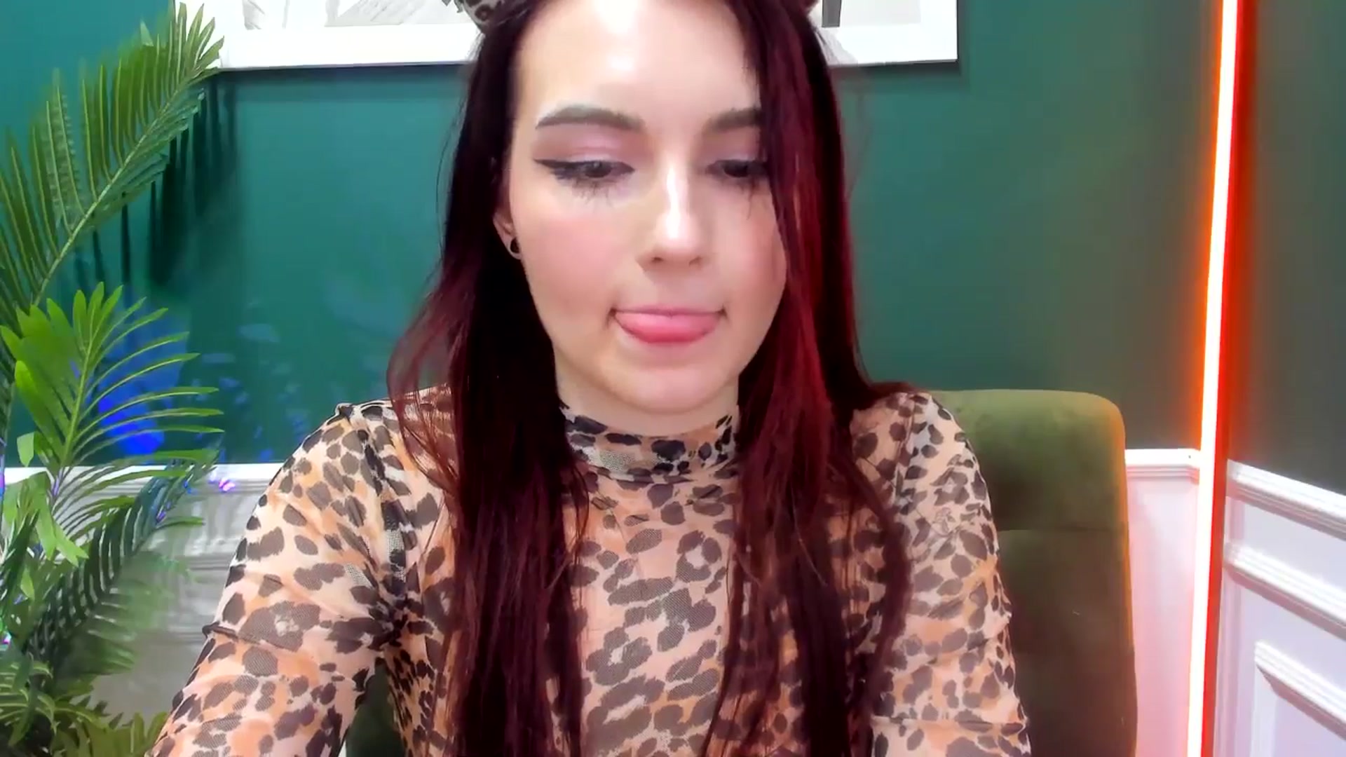 Gallery image thumbnail from AmeliaKriss's myfreecams stream on, 04/25/2025, 10:56 image 8 of 20