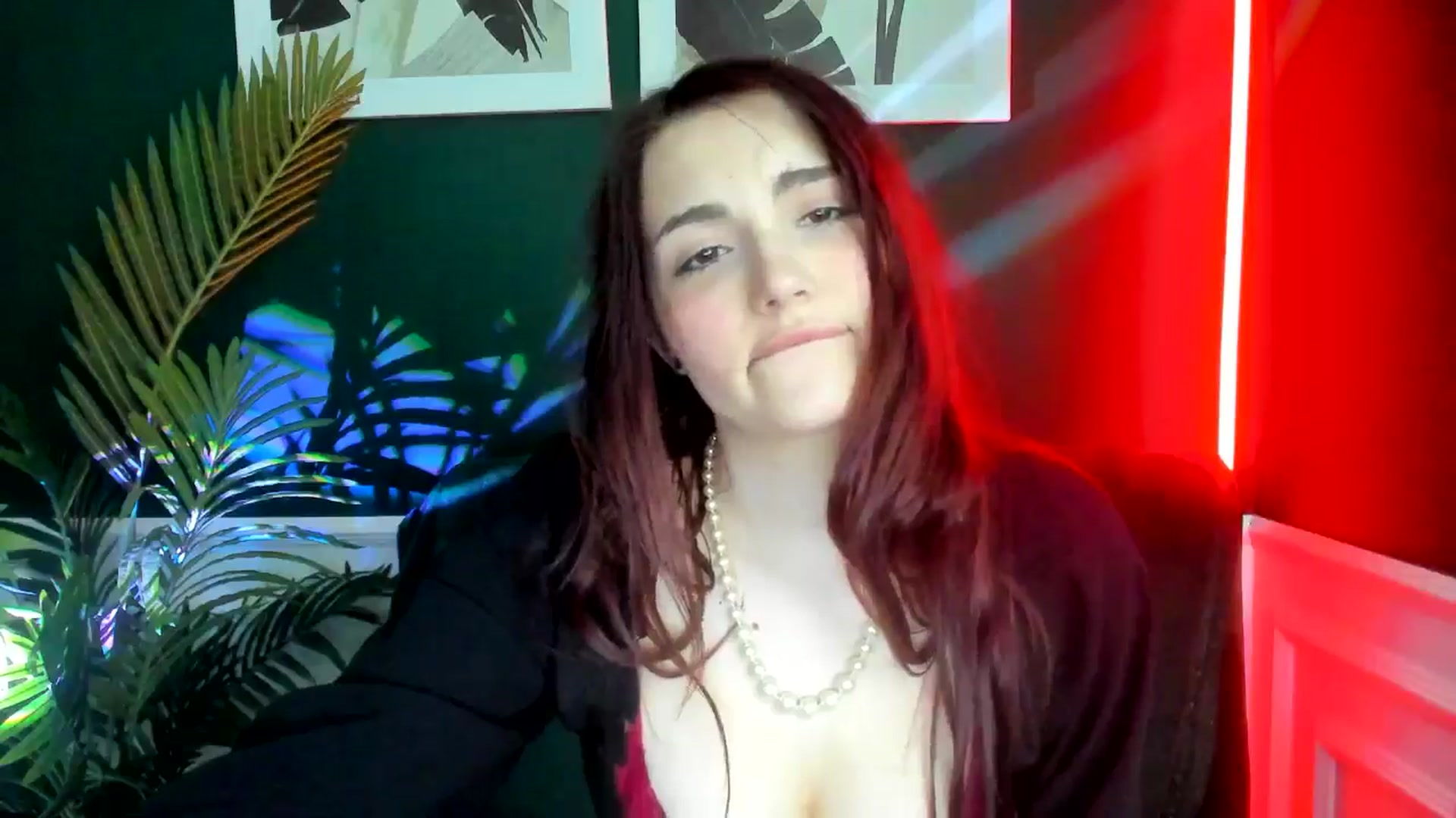 Gallery image thumbnail from AmeliaKriss's myfreecams stream on, 04/29/2025, 09:51 image 17 of 20