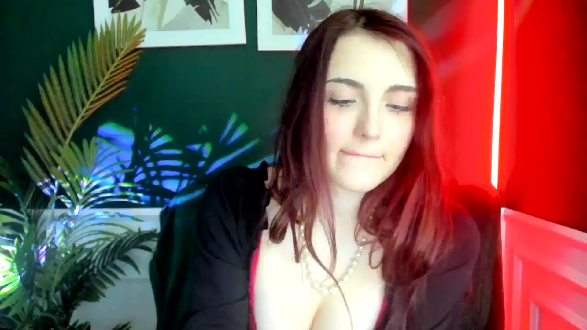 Gallery image thumbnail from AmeliaKriss's myfreecams stream on, 04/29/2025, 09:51 image 15 of 20
