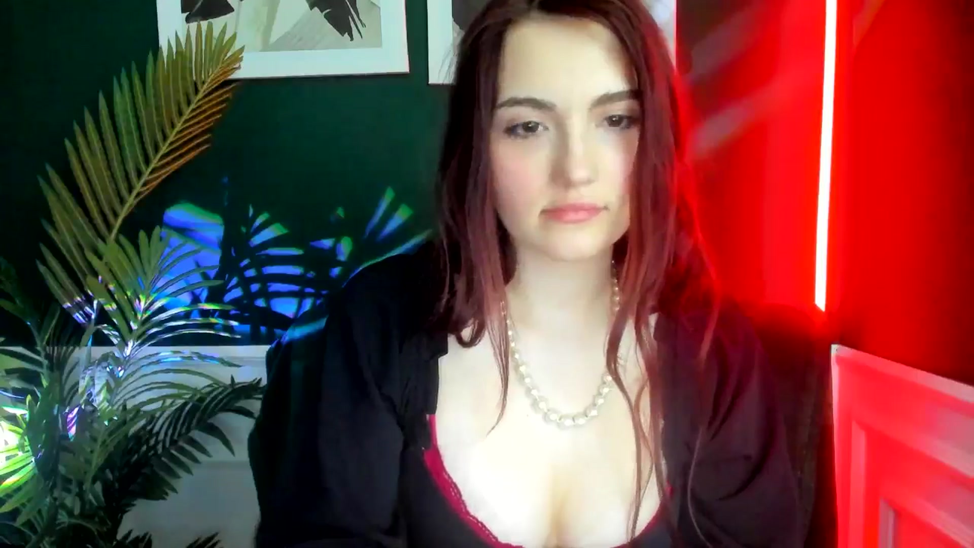 Gallery image thumbnail from AmeliaKriss's myfreecams stream on, 04/29/2025, 09:51 image 6 of 20