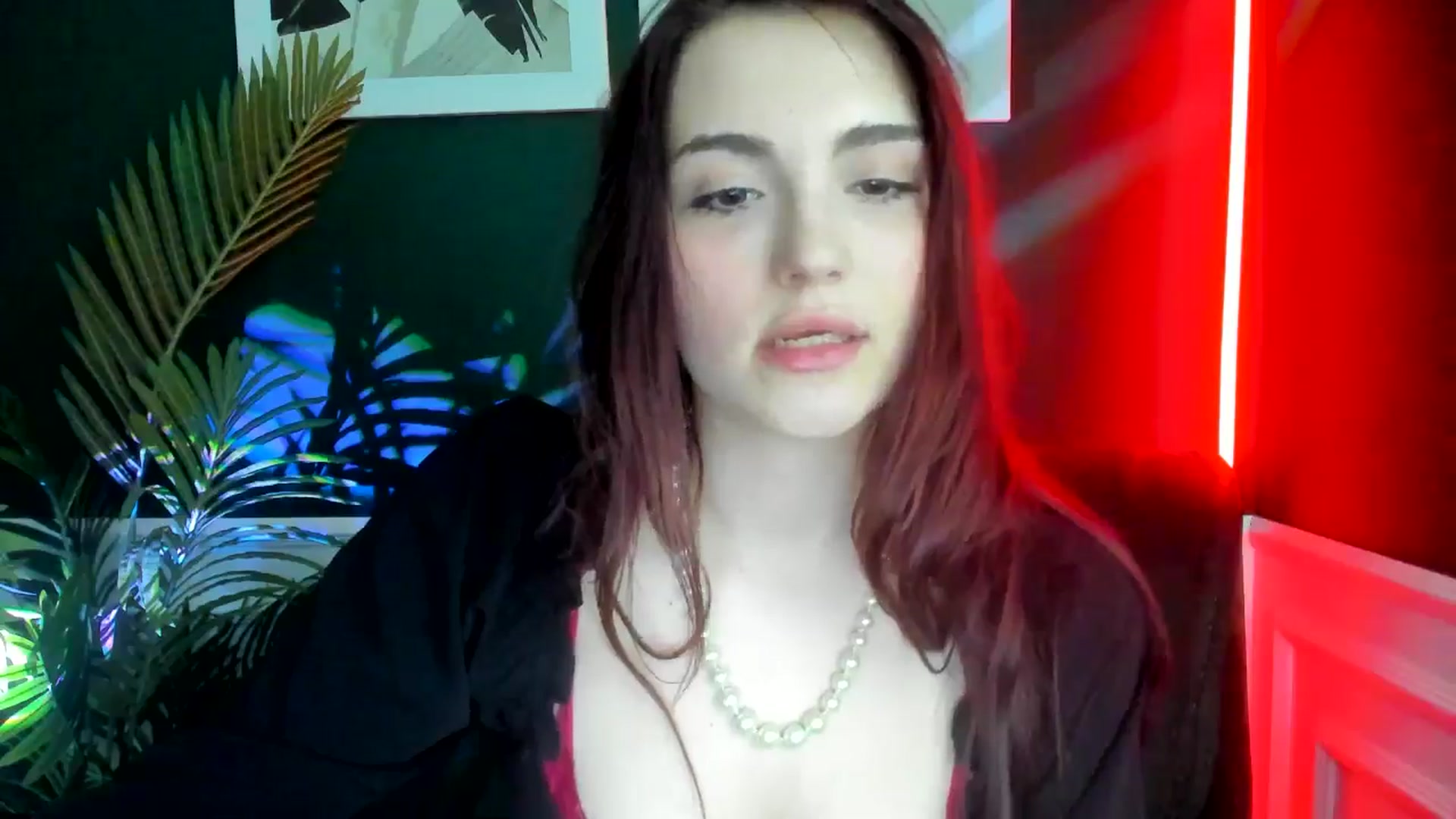 Gallery image thumbnail from AmeliaKriss's myfreecams stream on, 04/29/2025, 09:51 image 14 of 20