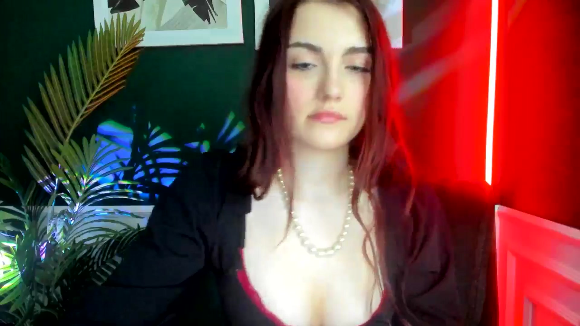 Gallery image thumbnail from AmeliaKriss's myfreecams stream on, 04/29/2025, 09:51 image 5 of 20
