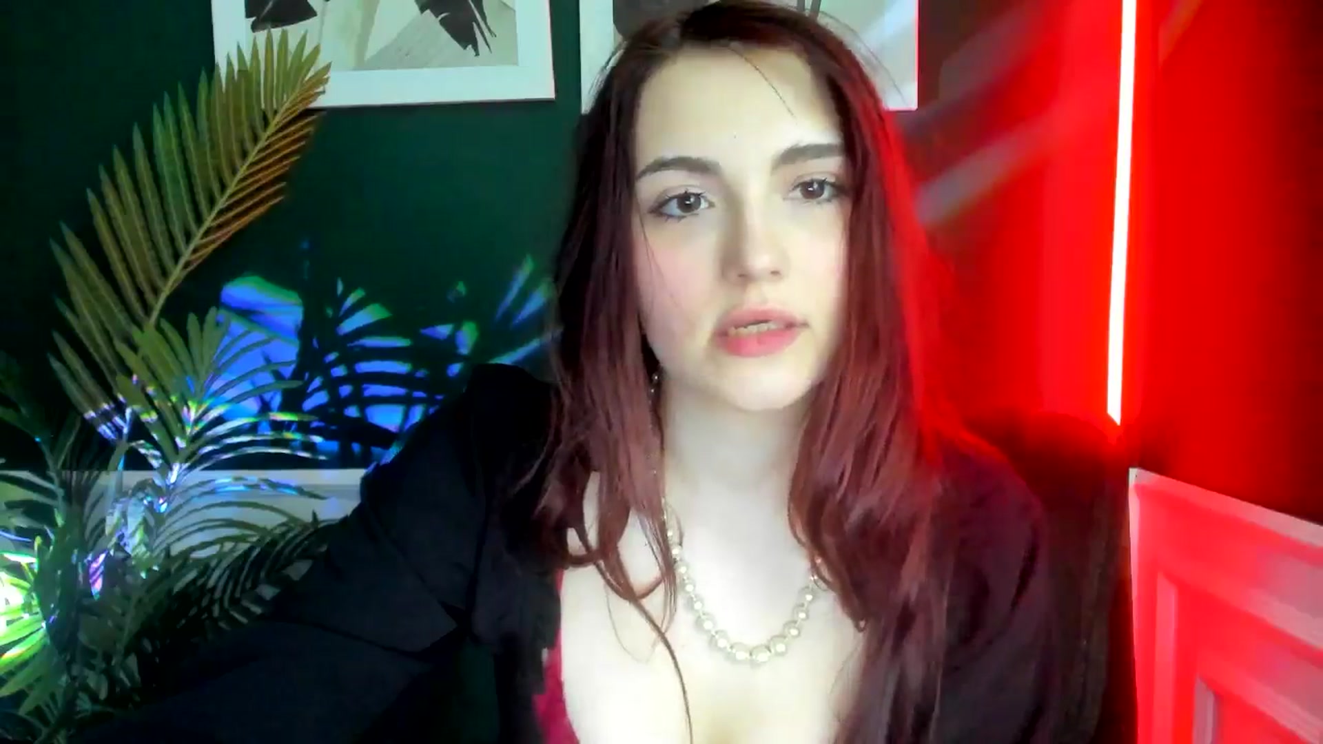 Gallery image thumbnail from AmeliaKriss's myfreecams stream on, 04/29/2025, 09:51 image 16 of 20