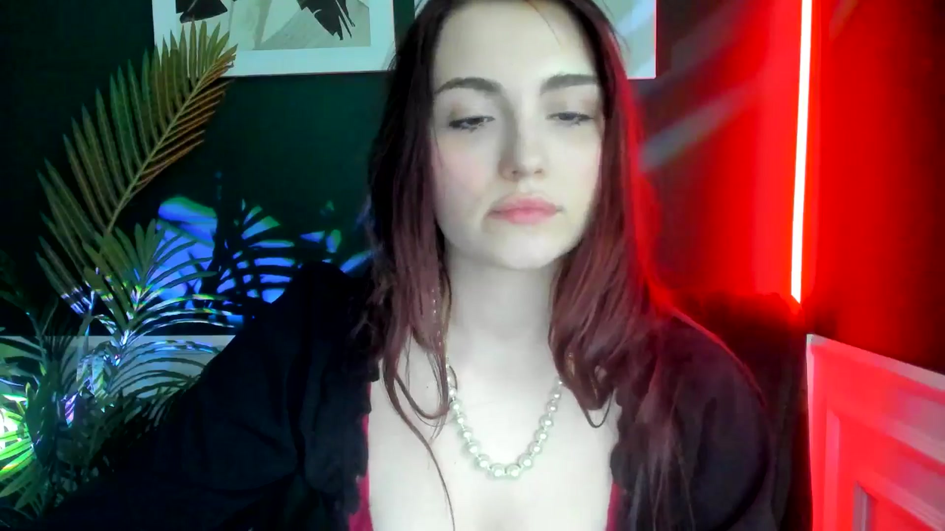 Gallery image thumbnail from AmeliaKriss's myfreecams stream on, 04/29/2025, 09:51 image 13 of 20